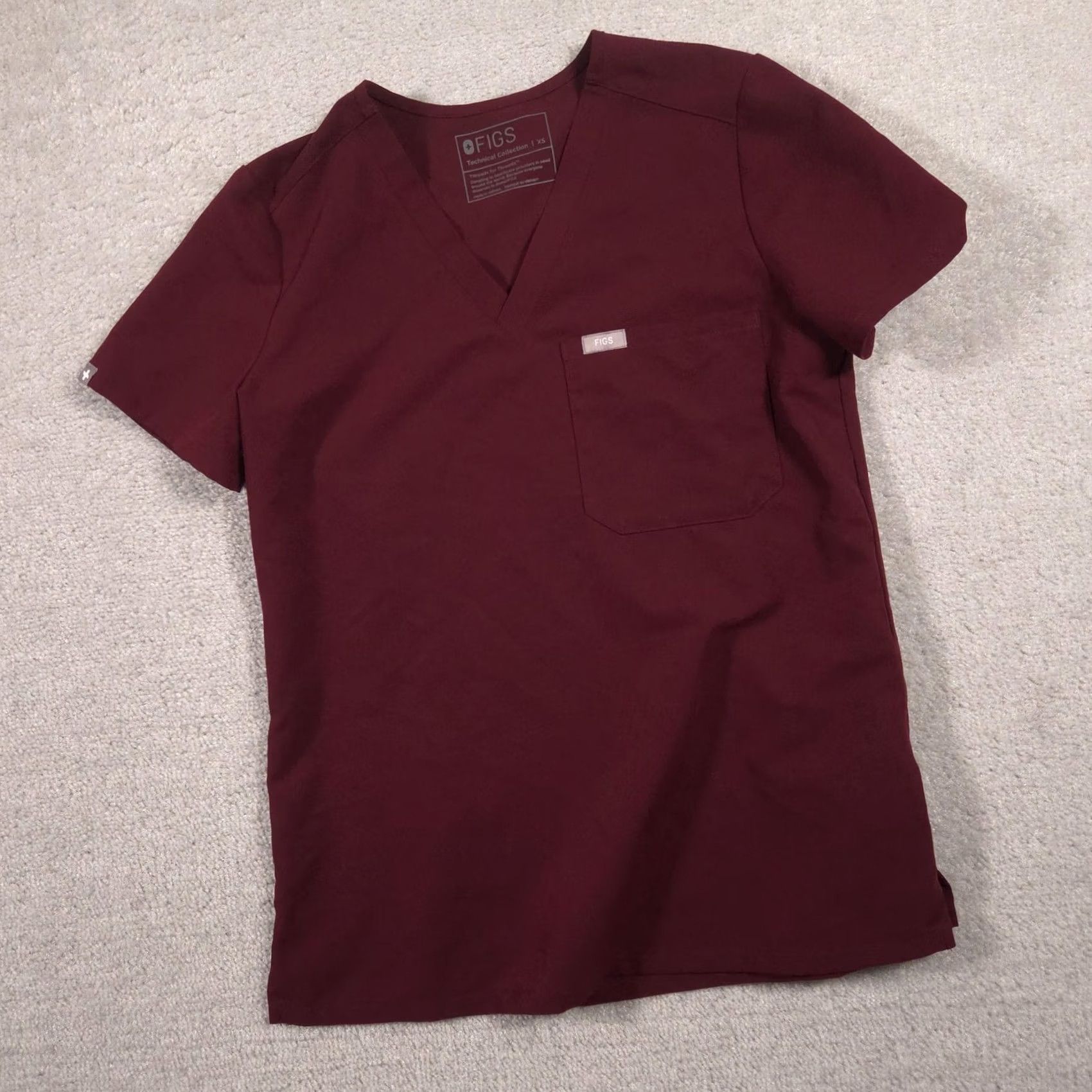 Vintage FIGS Scrub Top Womens XS Red Technical Collection V Neck Pocket Medical Nursing Shirt Short Sleeve Size XS / US 0-2 / IT 36-38 - 2 Thumbnail