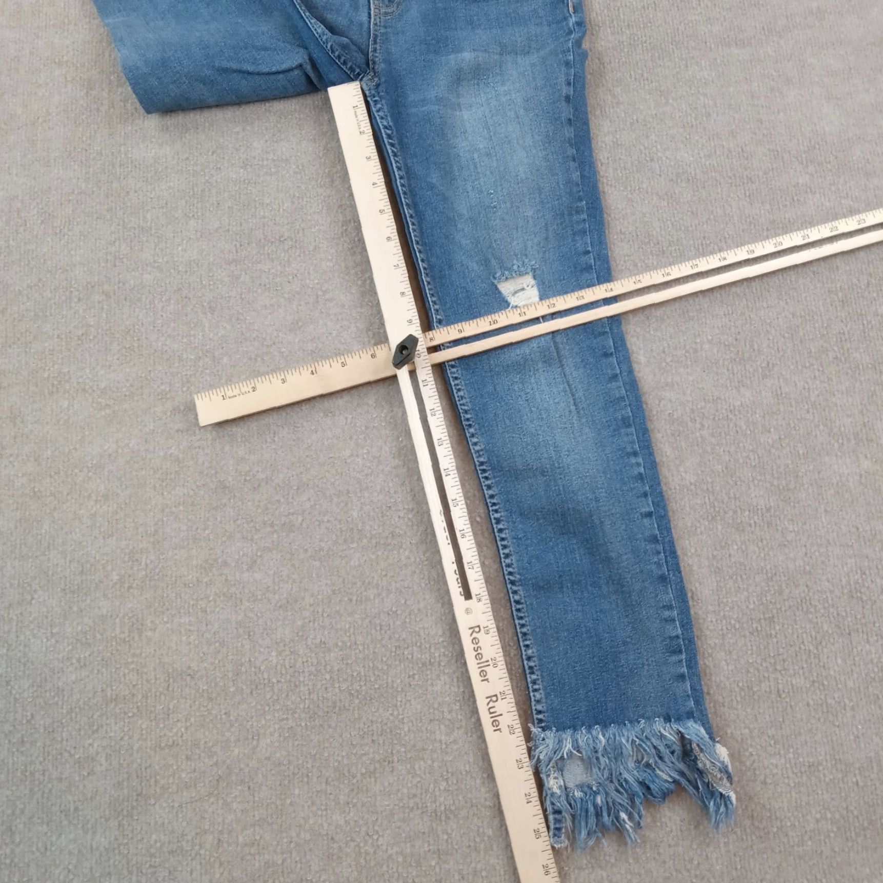 Free People Free People Women's Blue High Rise Skinny Jeans 26 Distressed Frayed Cotton Stretch Size 26" / US 2 / IT 38 - 2 Thumbnail