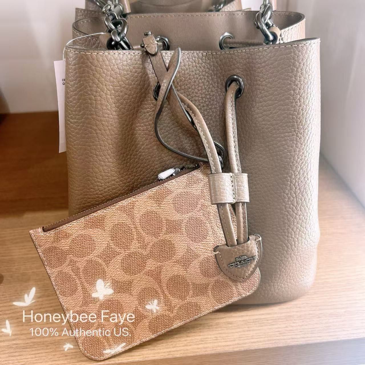 Coach NWT Coach Rowan Bucket Bag CBH06 Size ONE SIZE - 4 Thumbnail