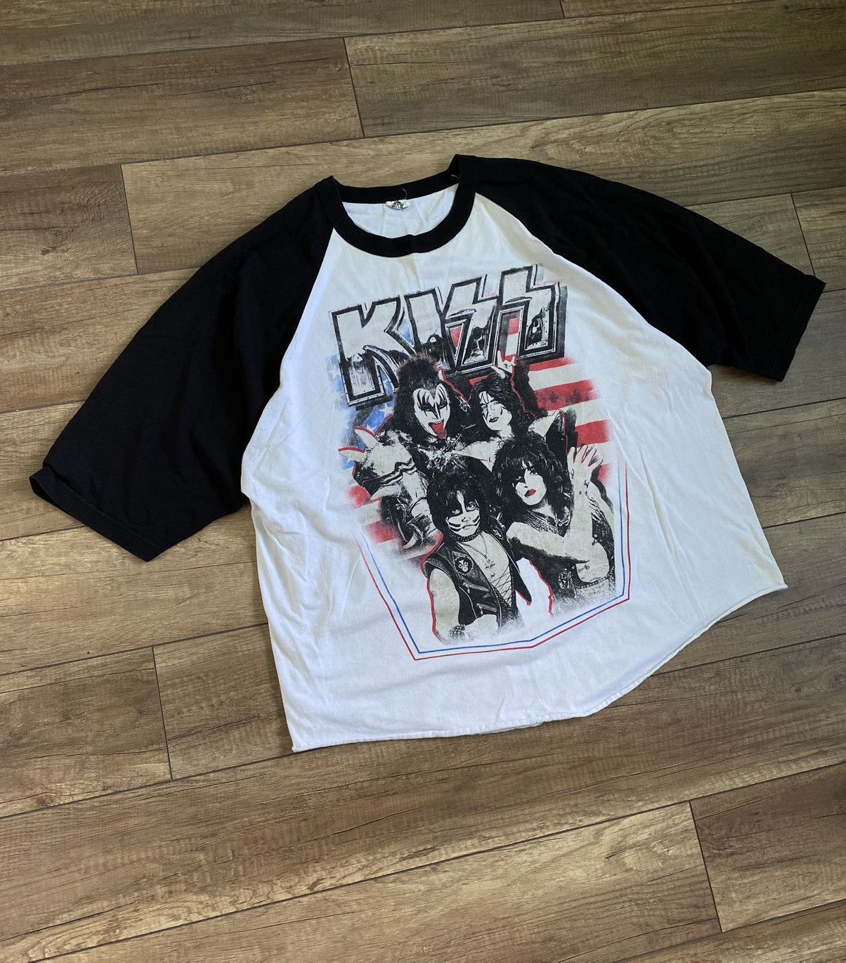 Band Tees Vintage KISS oversized 3/4 Sleeve Rock Band T Shirt Size US XXL / EU 58 / 5 - 4 Thumbnail