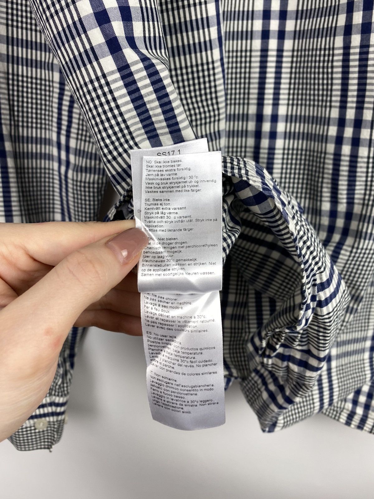 Wood Wood Wood Wood men’s checked long sleeve button up shirt size XL Size US XL / EU 56 / 4 - 19 Thumbnail
