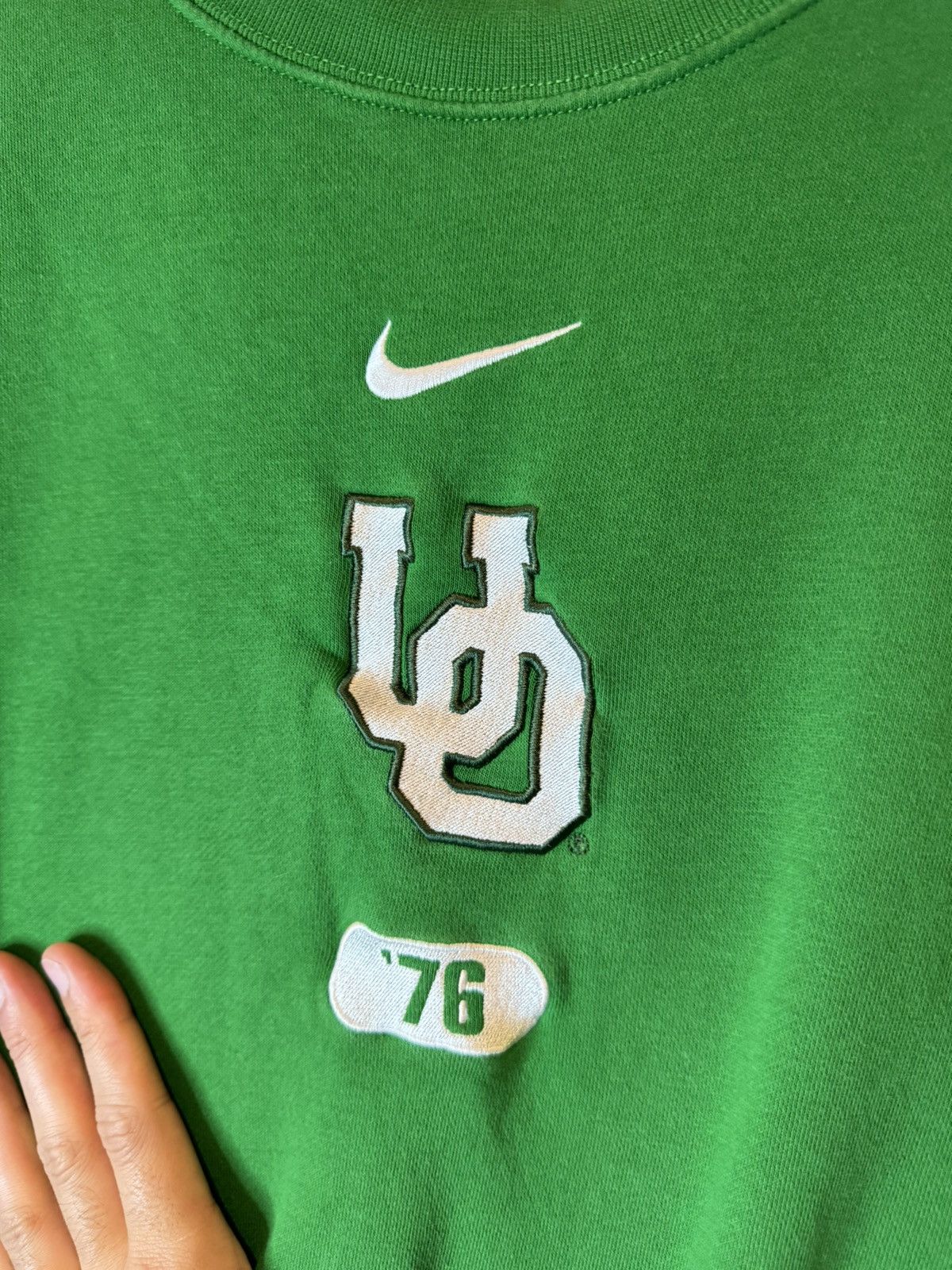 Nike Nike Oregon Ducks Crewneck Sweatshirt Women's Sz Small Green Size S / US 4 / IT 40 - 2 Thumbnail