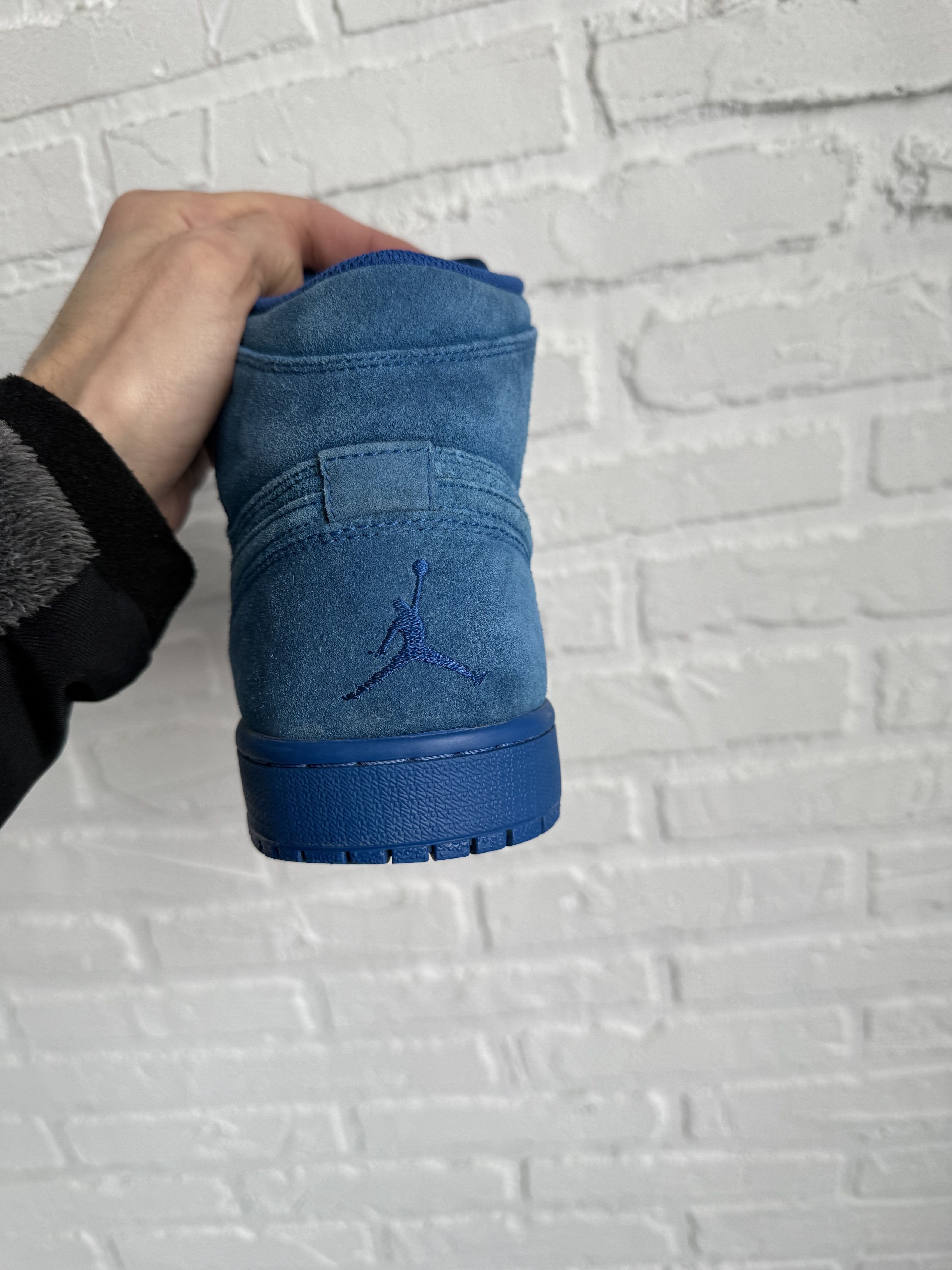Nike Nike Air Jordan 1 Retro High Blue Suede Size US 9 / EU 42 - 10 Thumbnail