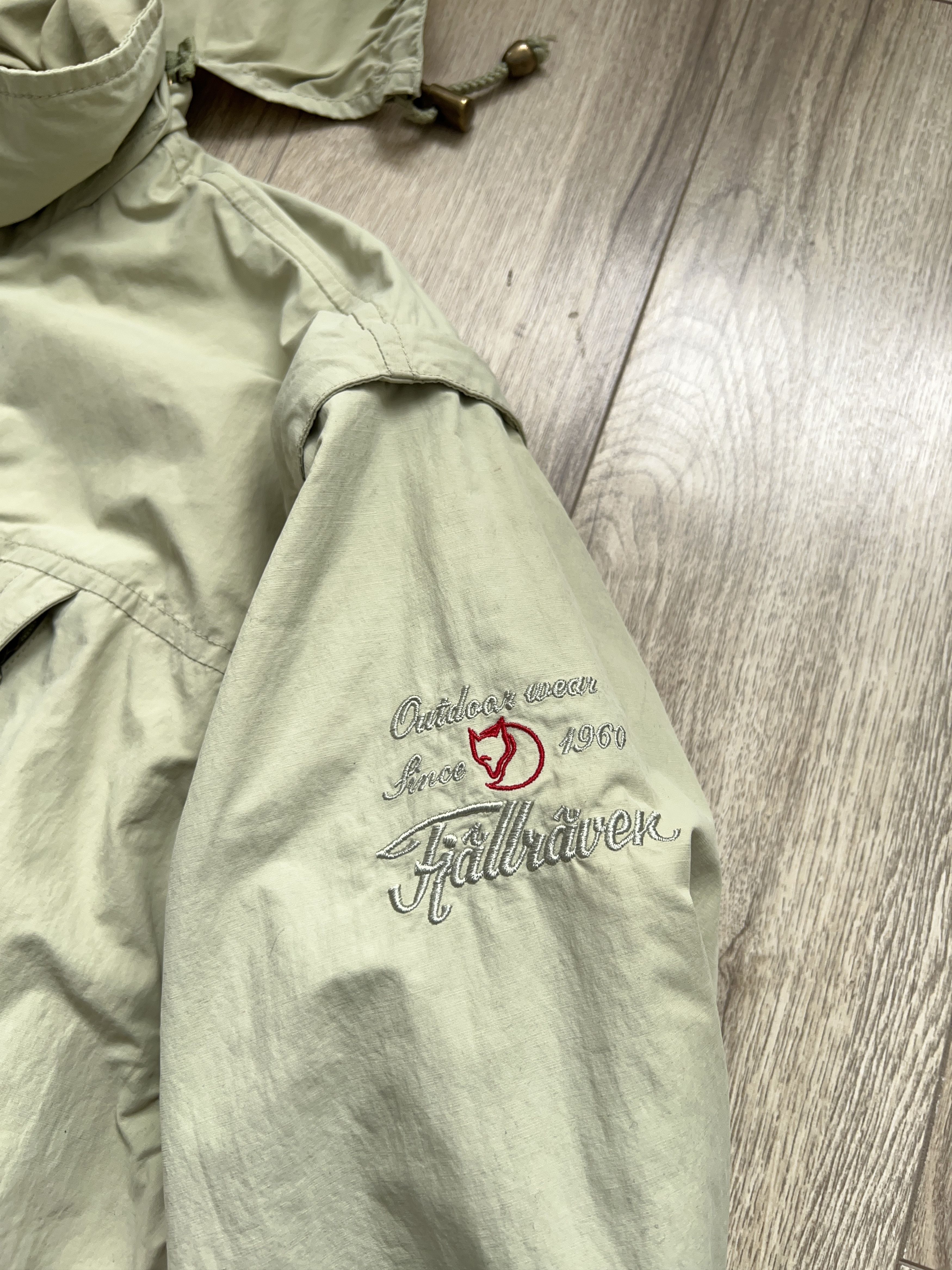 Fjallraven × Vintage Outdoor Jacket Detachable Sleeves Vest Gilet 2 in 1 Size L Size US L / EU 52-54 / 3 - 4 Thumbnail