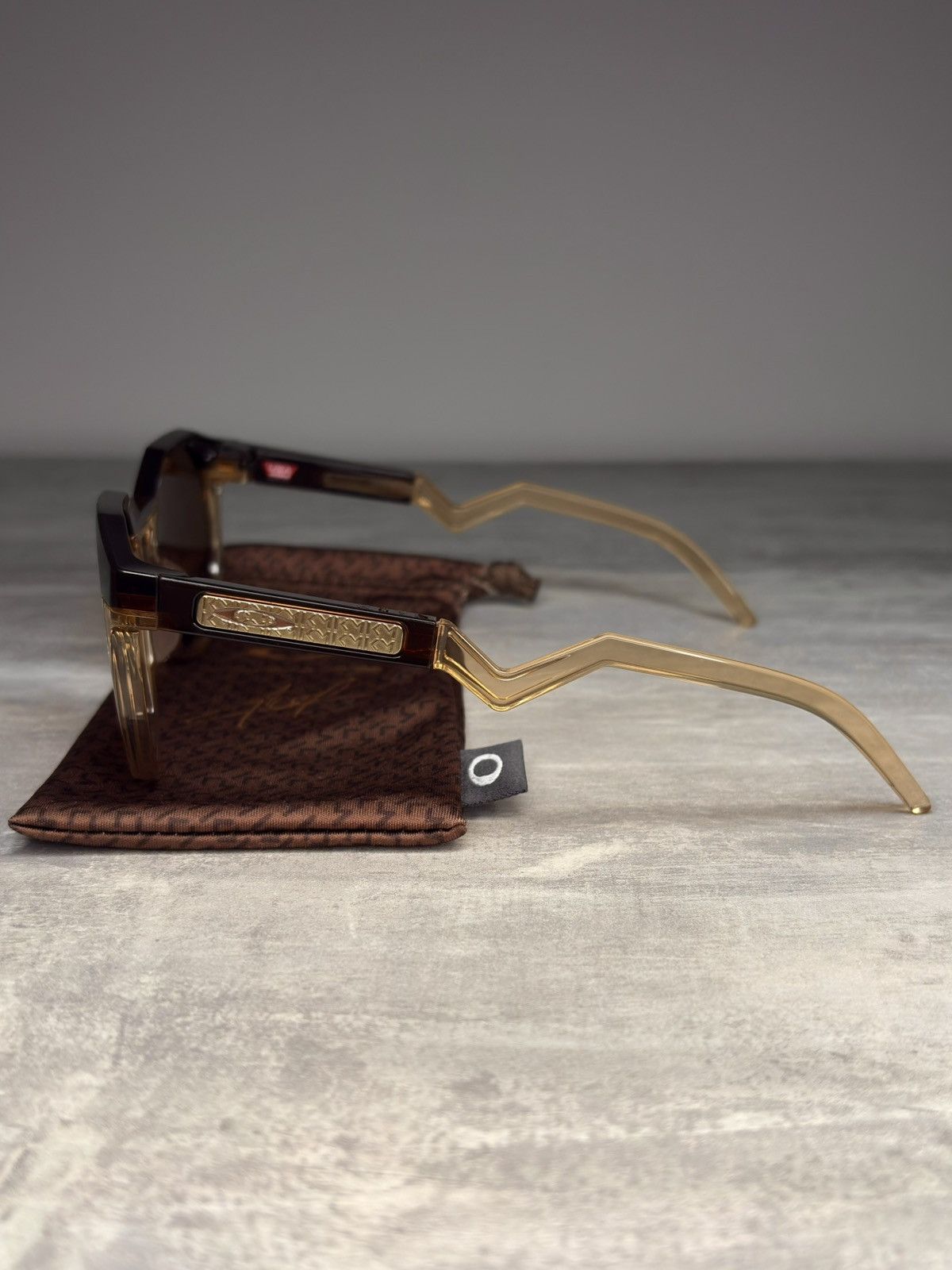 Oakley Oakley HSTN M x Kylian Mbappé Dark Amber/Light Curry Size ONE SIZE - 5 Thumbnail
