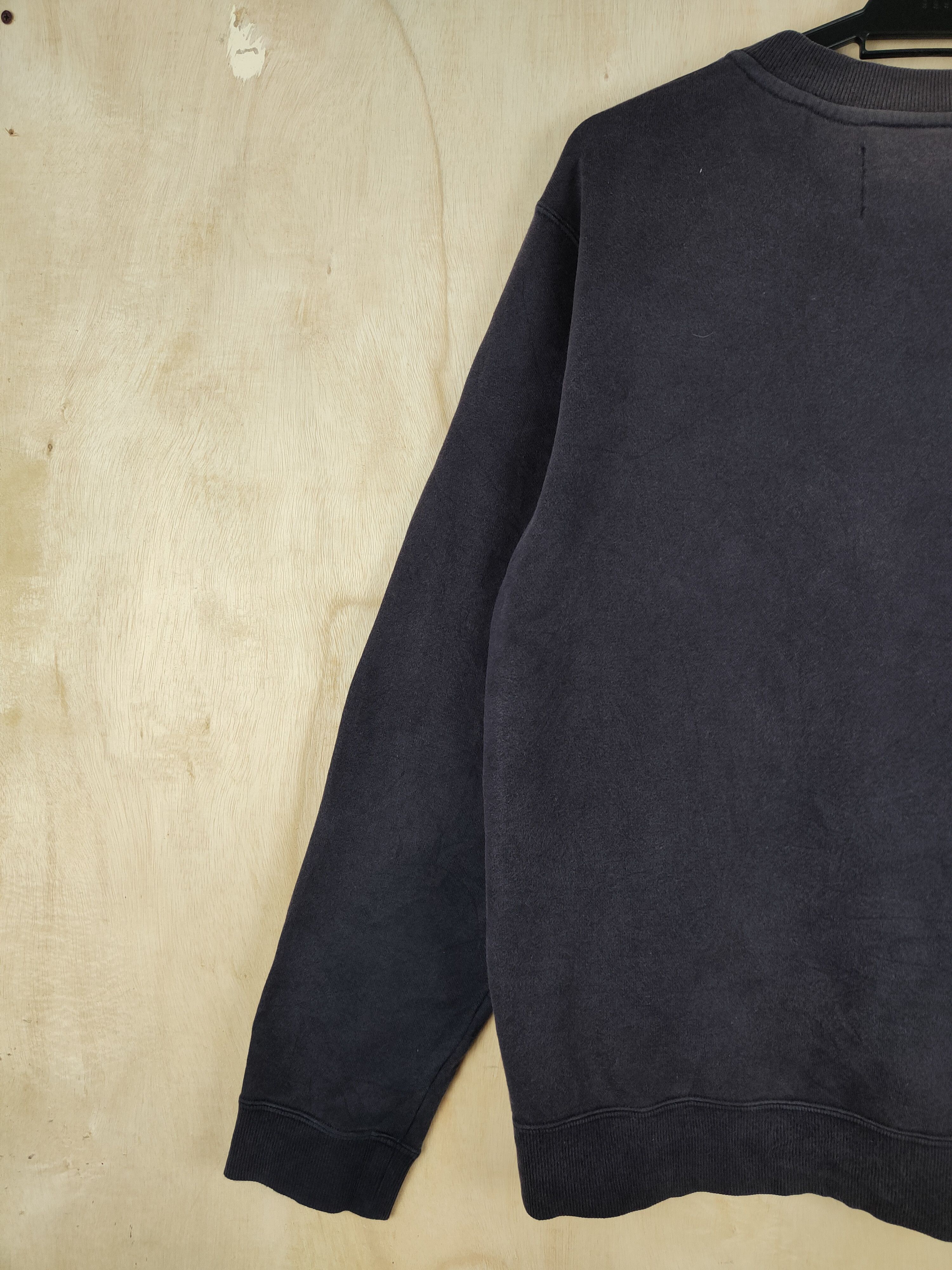 Margaret Howell D Margaret Howell Dark Blue Faded Sweatshirts #S2589 Size US L / EU 52-54 / 3 - 9 Thumbnail
