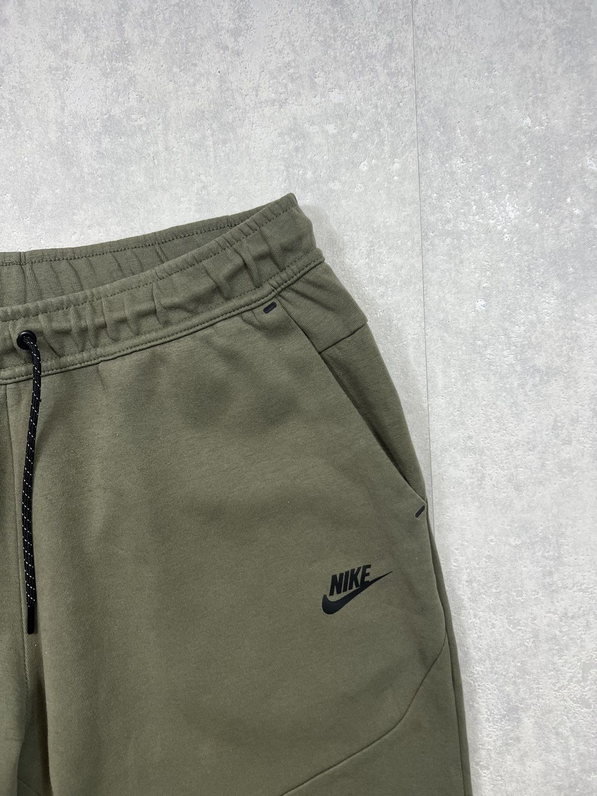Nike NIKE TECH FLEECE RETRO SWEATPANTS Y2K SWOOSH LOGO Size US 34 / EU 50 - 4 Thumbnail