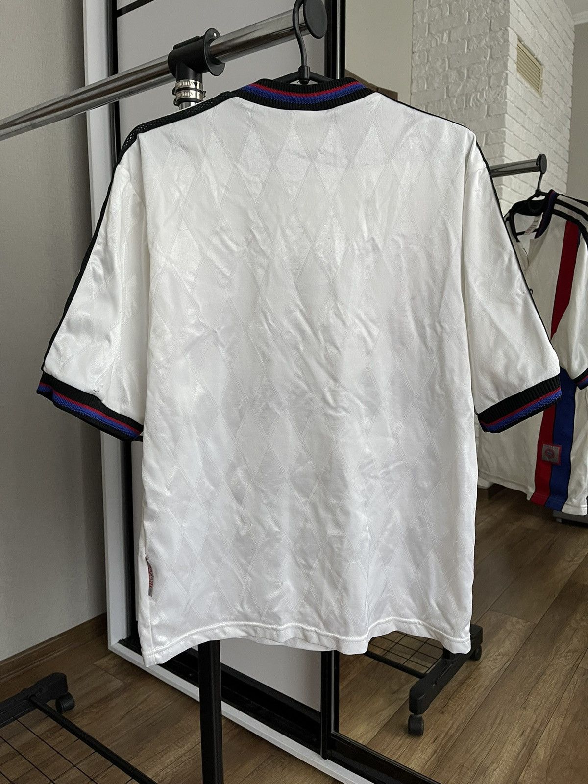 Adidas 1995/1996 Adidas Bayern Munich Vintage Soccer Jersey T-Shirt Size US S / EU 44-46 / 1 - 4 Thumbnail