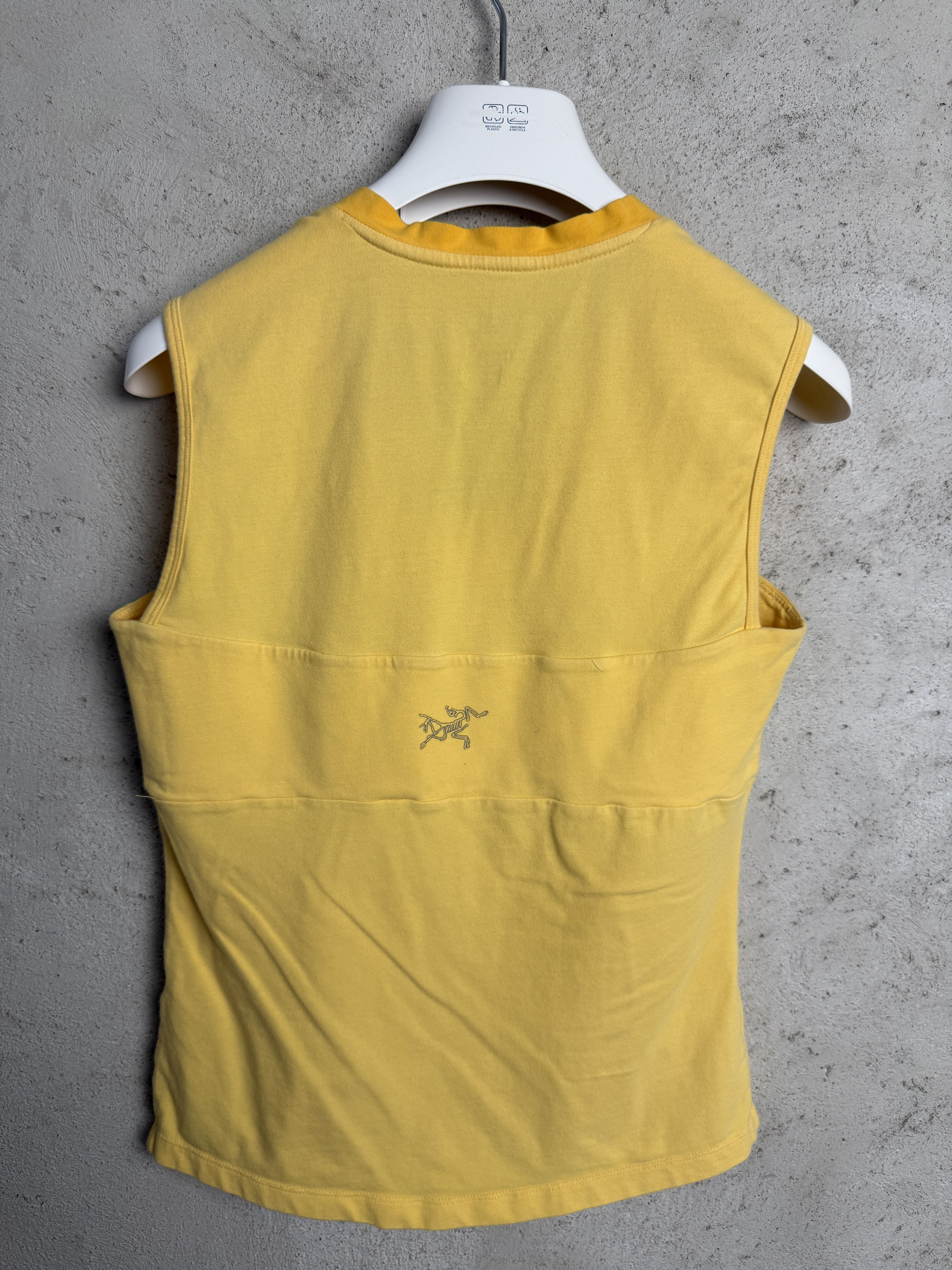 Arc'teryx Arc'teryx tank top t-shirt tee sport gorpcore outdoor Size S / US 4 / IT 40 - 6 Thumbnail