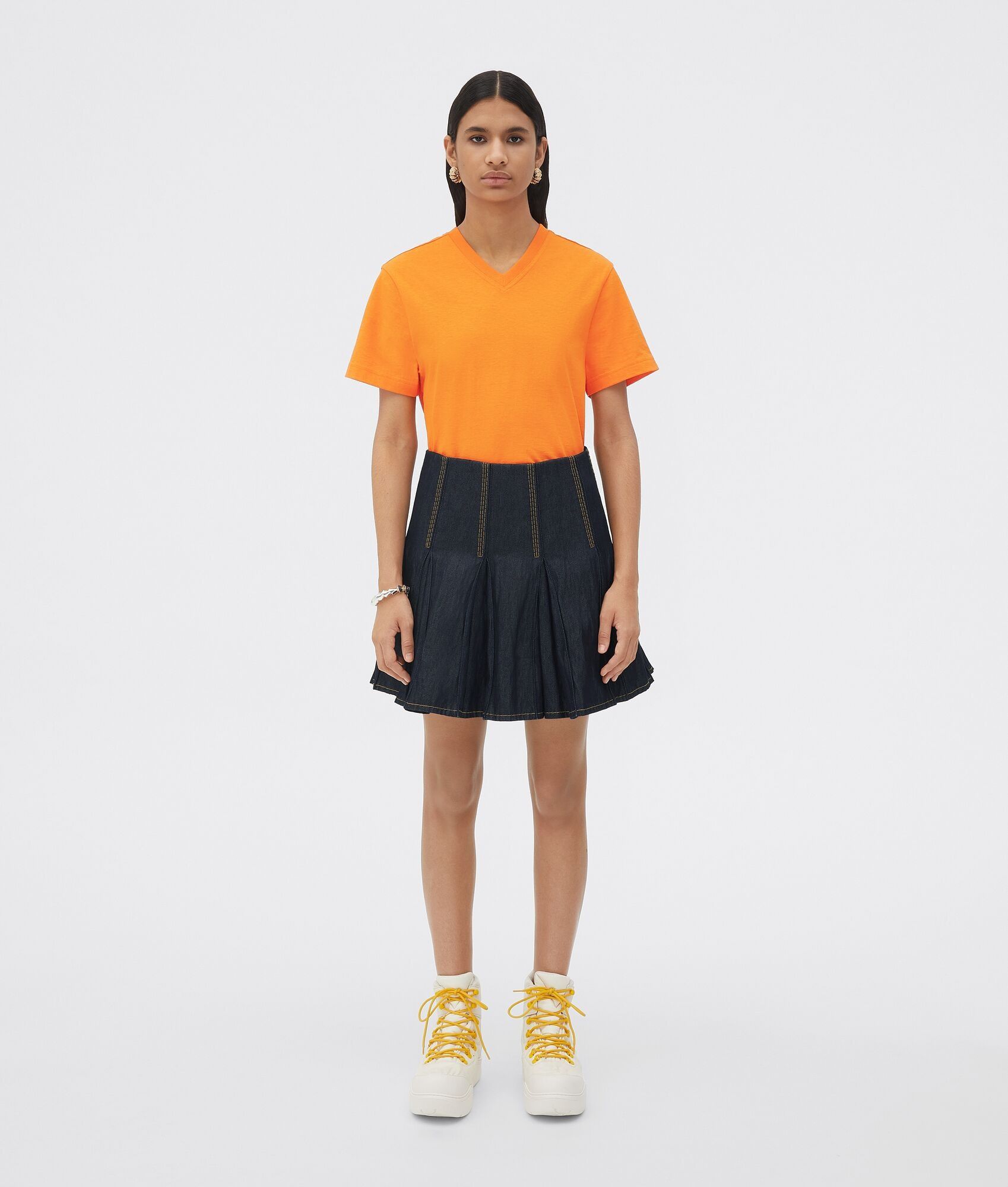 Bottega Veneta BOTTEGA VENETA sunrise orange double V neck t-shirt Large q Size M / US 6-8 / IT 42-44 - 2 Thumbnail