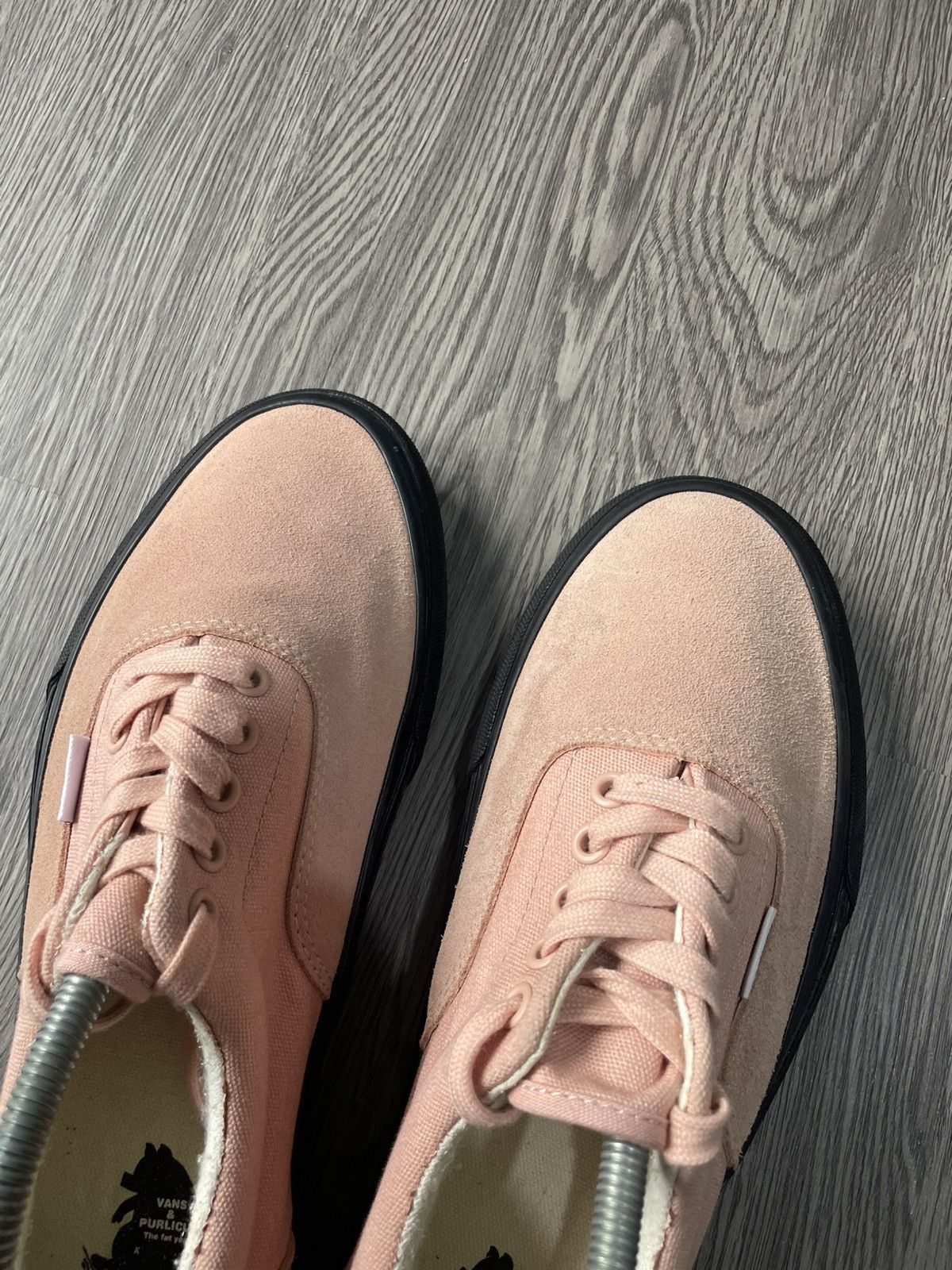 Vans VANS ERA X PURLICUE YEAR OF PIG Size US 9 / EU 42 - 4 Thumbnail