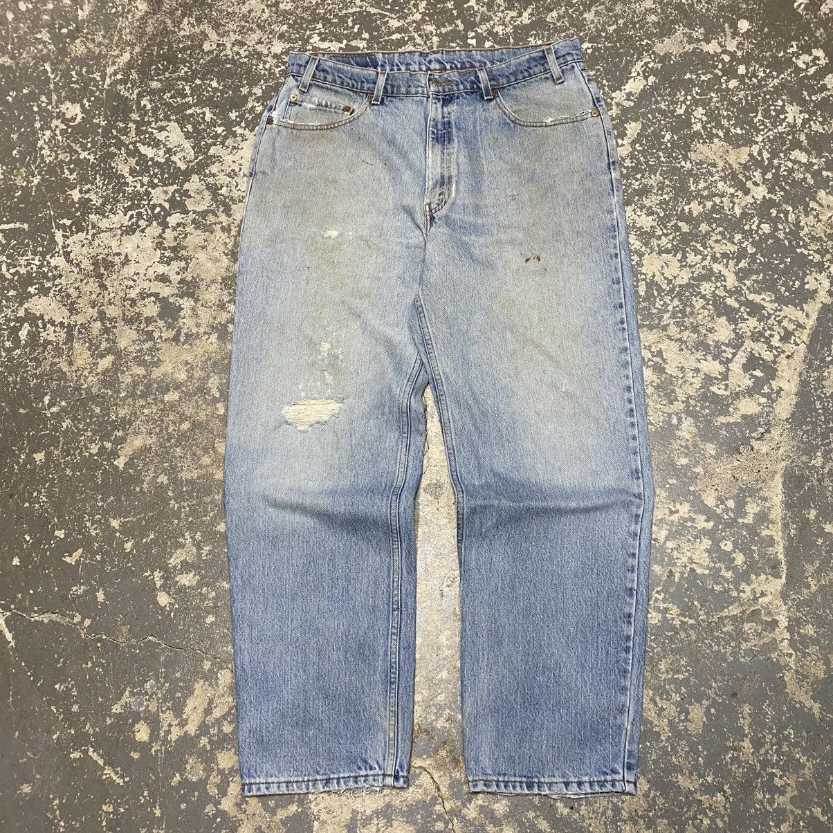 Japanese Brand × Levi's × Vintage Vintage Levi’s 550 Relaxed Fit Blue Light Wash Denim 90s Size US 35 - 4 Thumbnail
