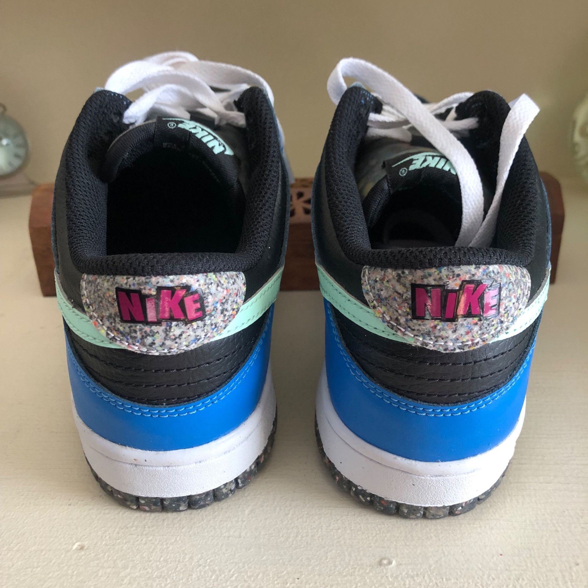 Nike NIB NIKE Dunk Low SE GS E Black Mint Foam Blue Size 6Y (7.5/ Size US 6 / EU 39 - 5 Thumbnail