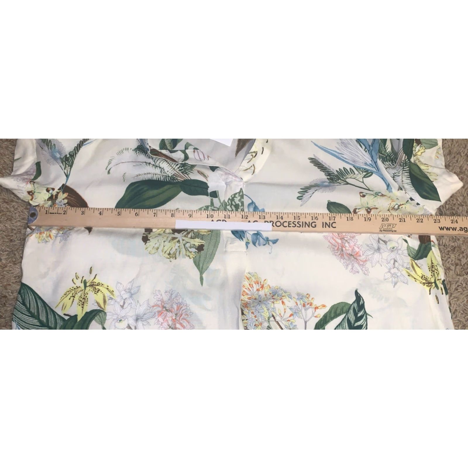 H&M H&M Dress Knee Length Floral V-Neck Multicolor 8 Short Sleeve Pullover Casual Tropical Size M / US 6-8 / IT 42-44 - 6 Thumbnail