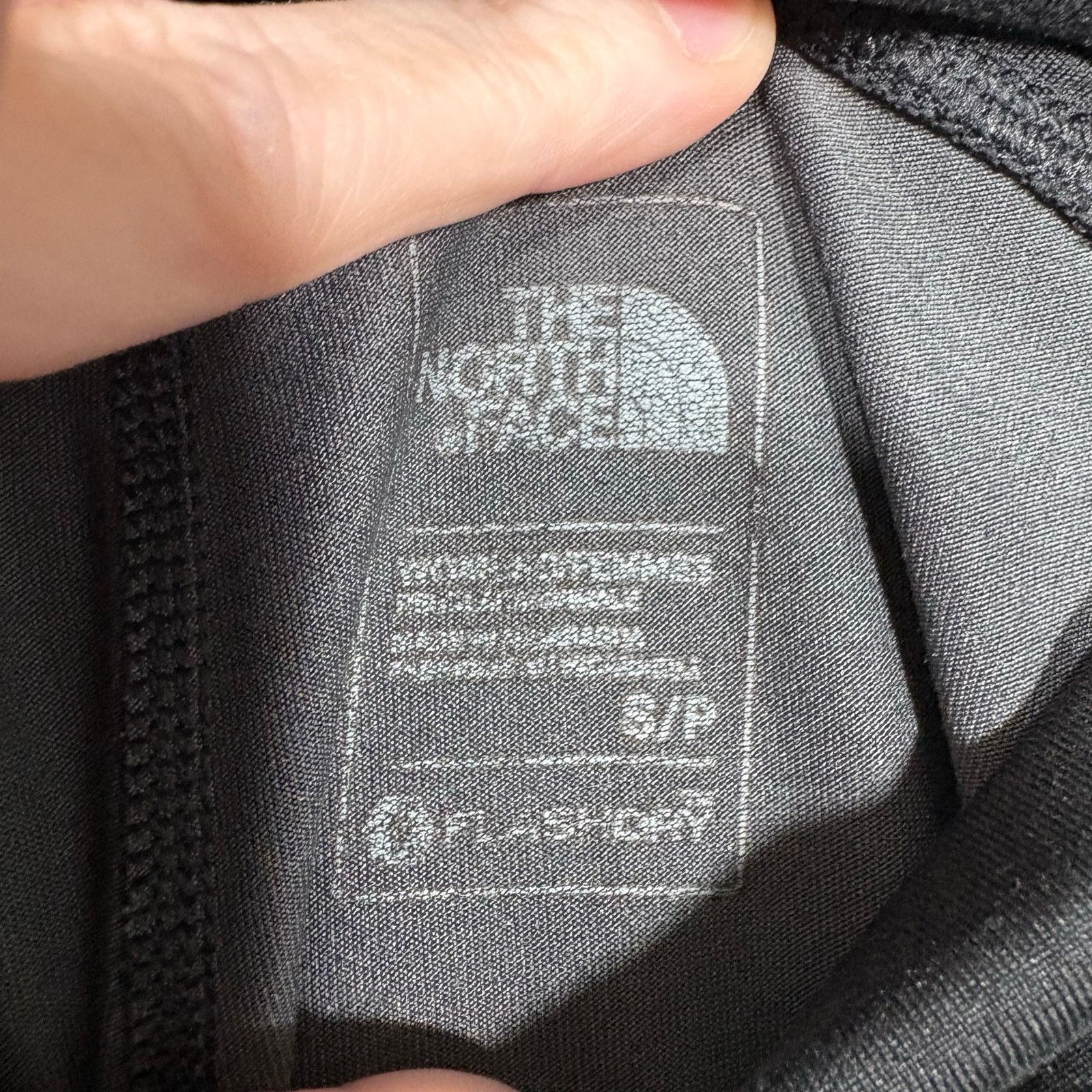 The North Face The North Face Animal Pulse Capri Flashdry Leggings - Small Size 28" / US 6 / IT 42 - 4 Thumbnail