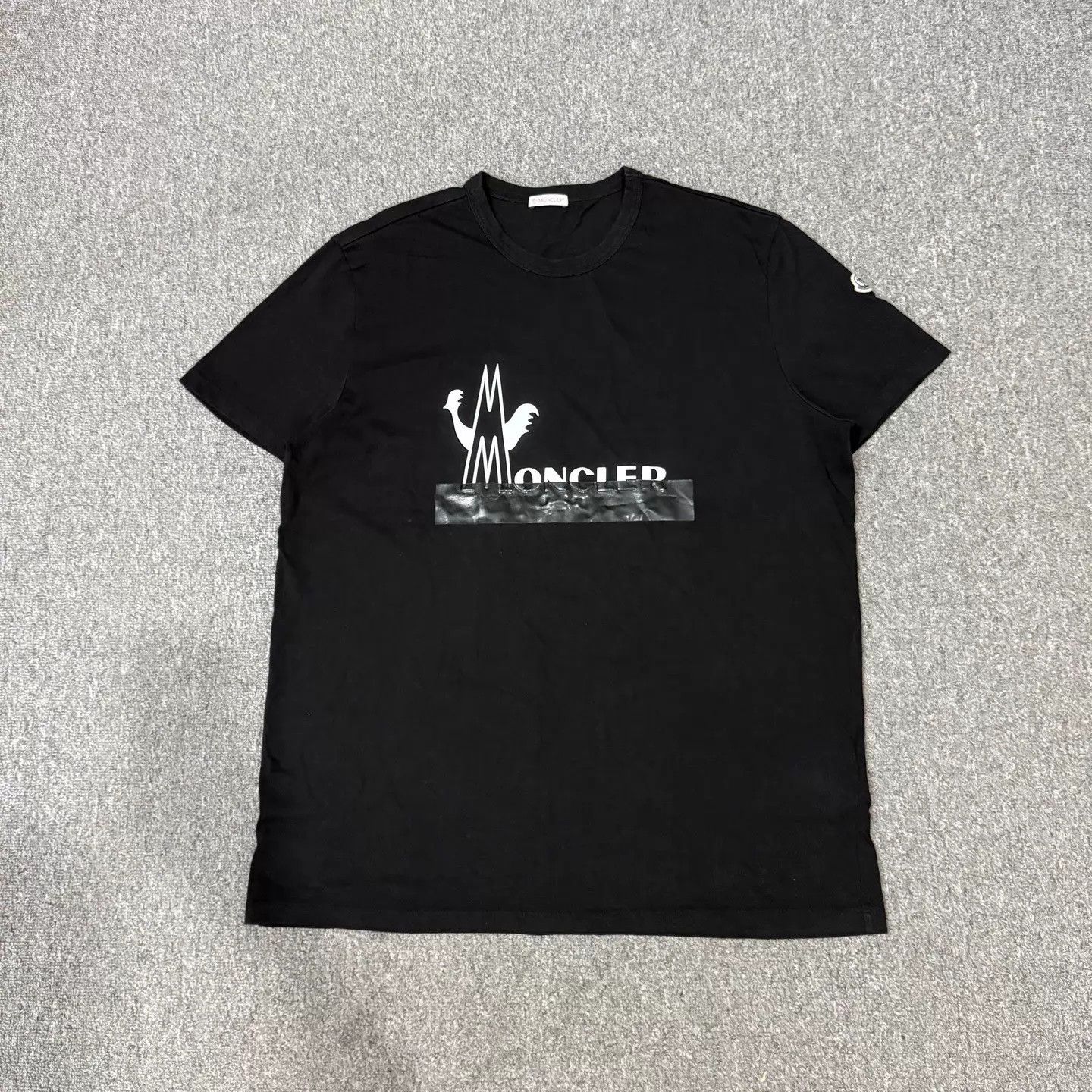 Moncler Moncler Black Chest Print Short Sleeve XXXL 99 New Size US XXL / EU 58 / 5 - 1 Thumbnail
