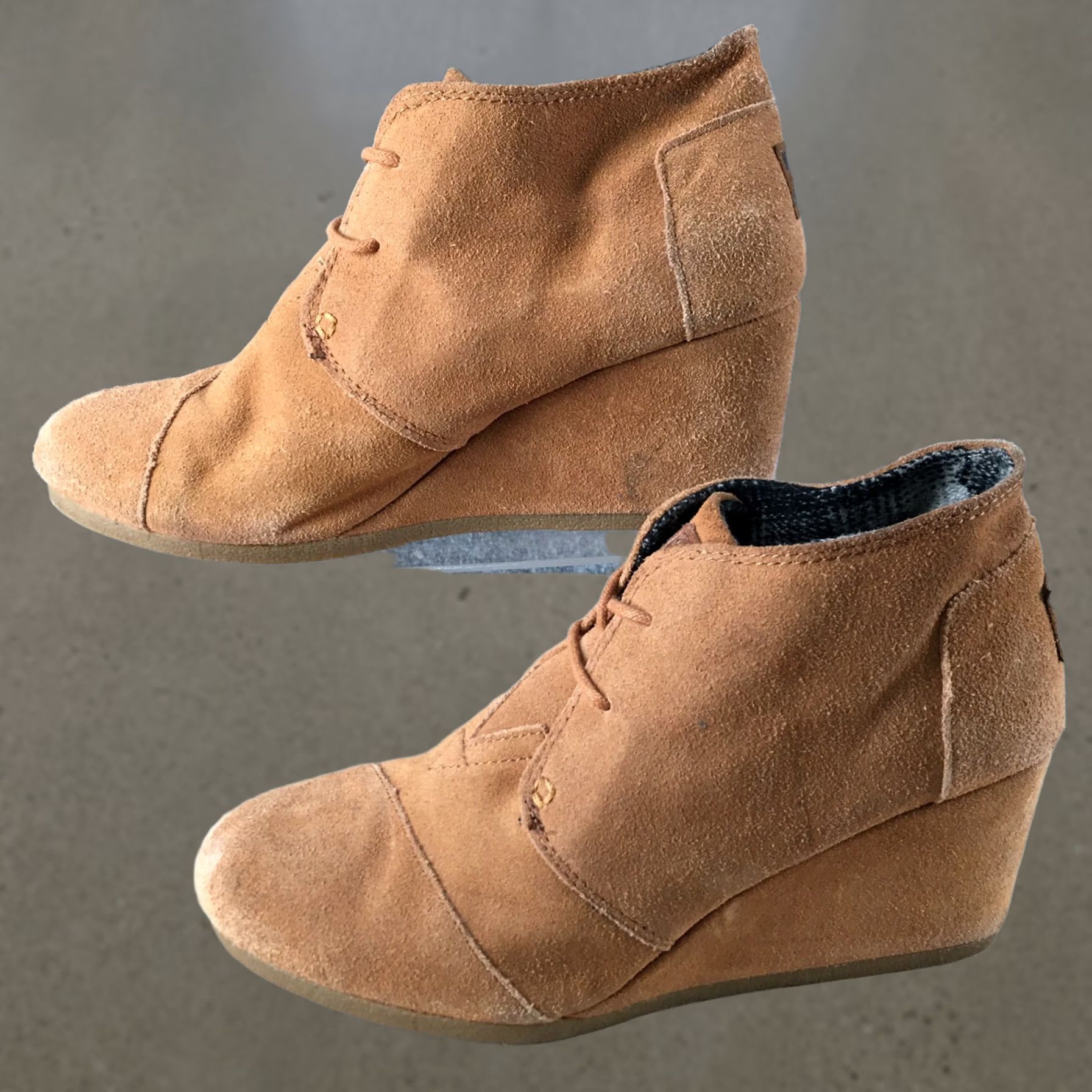Toms TOMS Boots Womens 9 Two Eye Desert Wedge Ankle Bootie Brown Suede Lace Up Casual Boots Shoe Women 9 Brown Suede Wedge Ankle Bootie TOMS Size US 9 / IT 39 - 1 Thumbnail