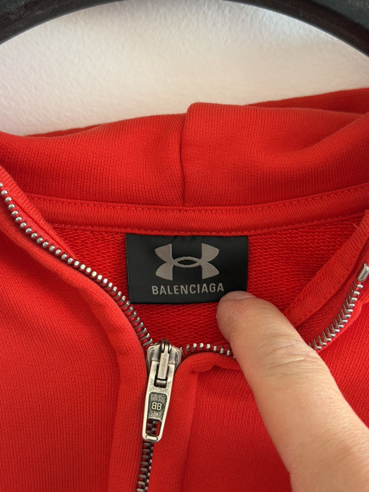 Balenciaga × Under Armour *RARE* BALENCIAGA DEMNA UNDER ARMOUR REGULAR FIT HOODIE RED Size US XXS / EU 40 - 8 Thumbnail