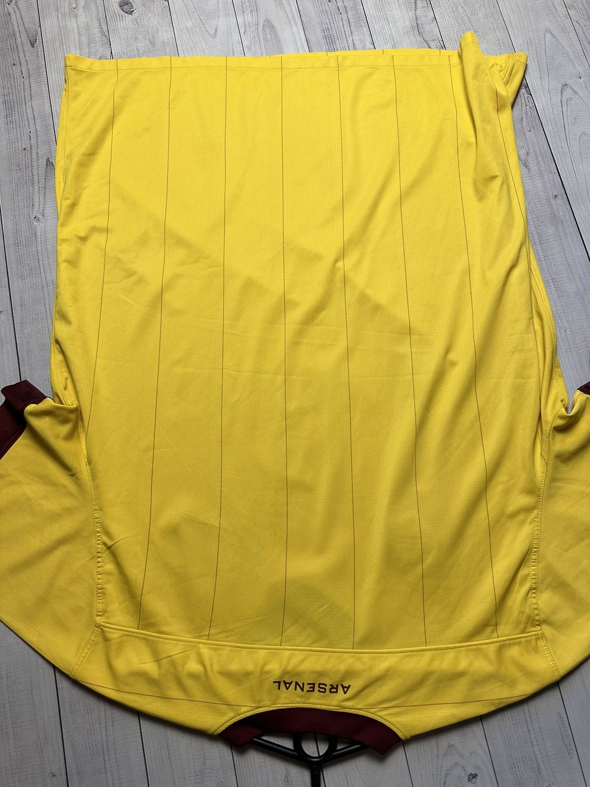 Vintage Vintage Nike Arsenal soccer jersey size XXL yellow rare Size US XXL / EU 58 / 5 - 13 Thumbnail