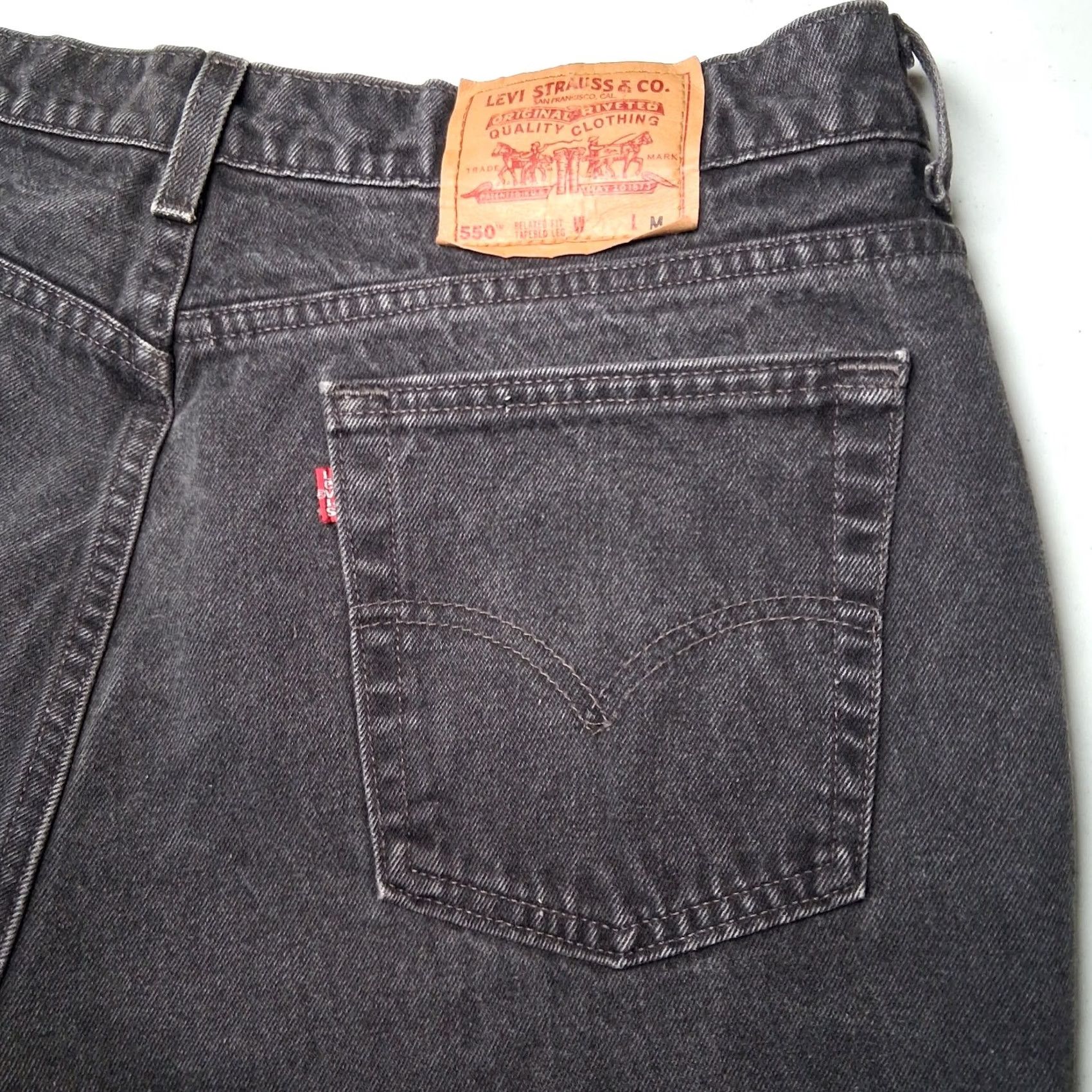 Levi's Vintage Levi's 550 Jeans Plus Size 38x29.5 Relaxed Tapered Leg Black Denim Jeans Womens Size 26" / US 2 / IT 38 - 5 Thumbnail