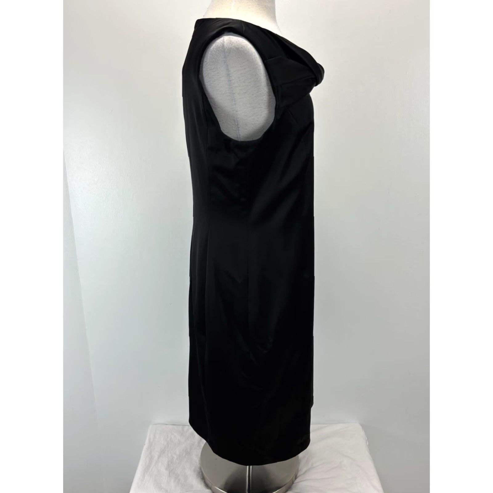 Talbots Talbots Dress Sheath Black Satin Knee Length Zip Sleeveless 14 Women Party Cocktail Knots Neckline Satin Polyester Blend Vintage No Size XL / US 12-14 / IT 48-50 - 4 Thumbnail