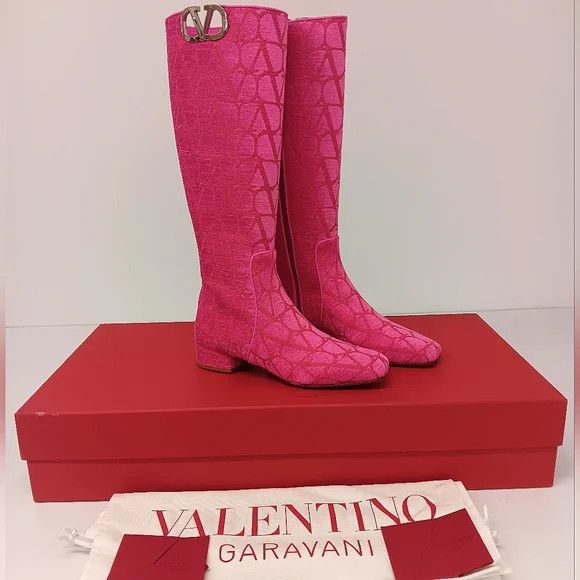Valentino Valentino Garavani Toile Iconographe VLogo Boots - EU36.5 Size US 6.5 / IT 36.5 - 1 Thumbnail