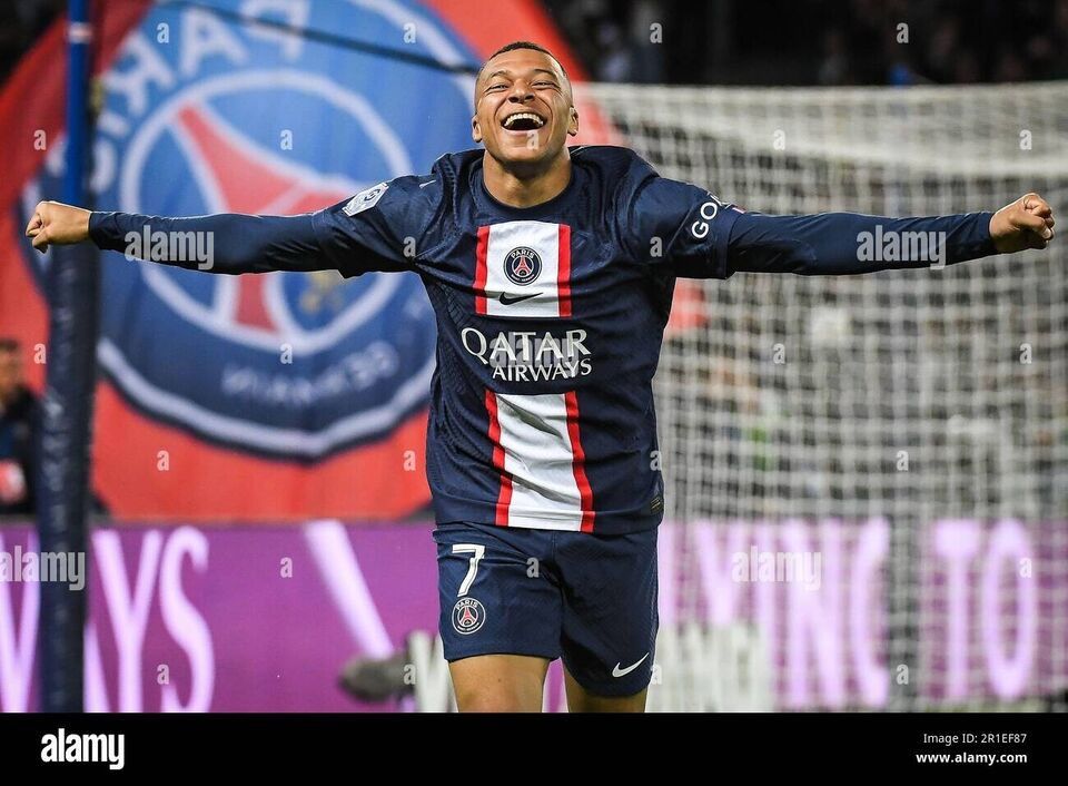 Nike PSG PARIS SAINT-GERMAIN 2023 PLAYEL ISSUE FOOTBALL ZIP Size US M / EU 48-50 / 2 - 11 Thumbnail