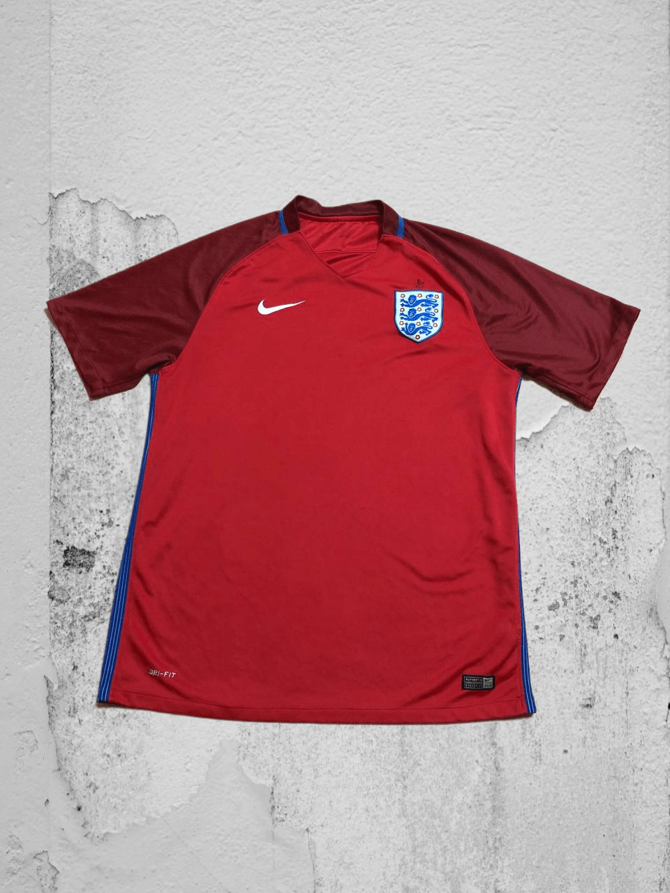 Nike Streetwear Nike England Football T Shirt Soccer Jersey y2k Size US XL / EU 56 / 4 - 1 Thumbnail