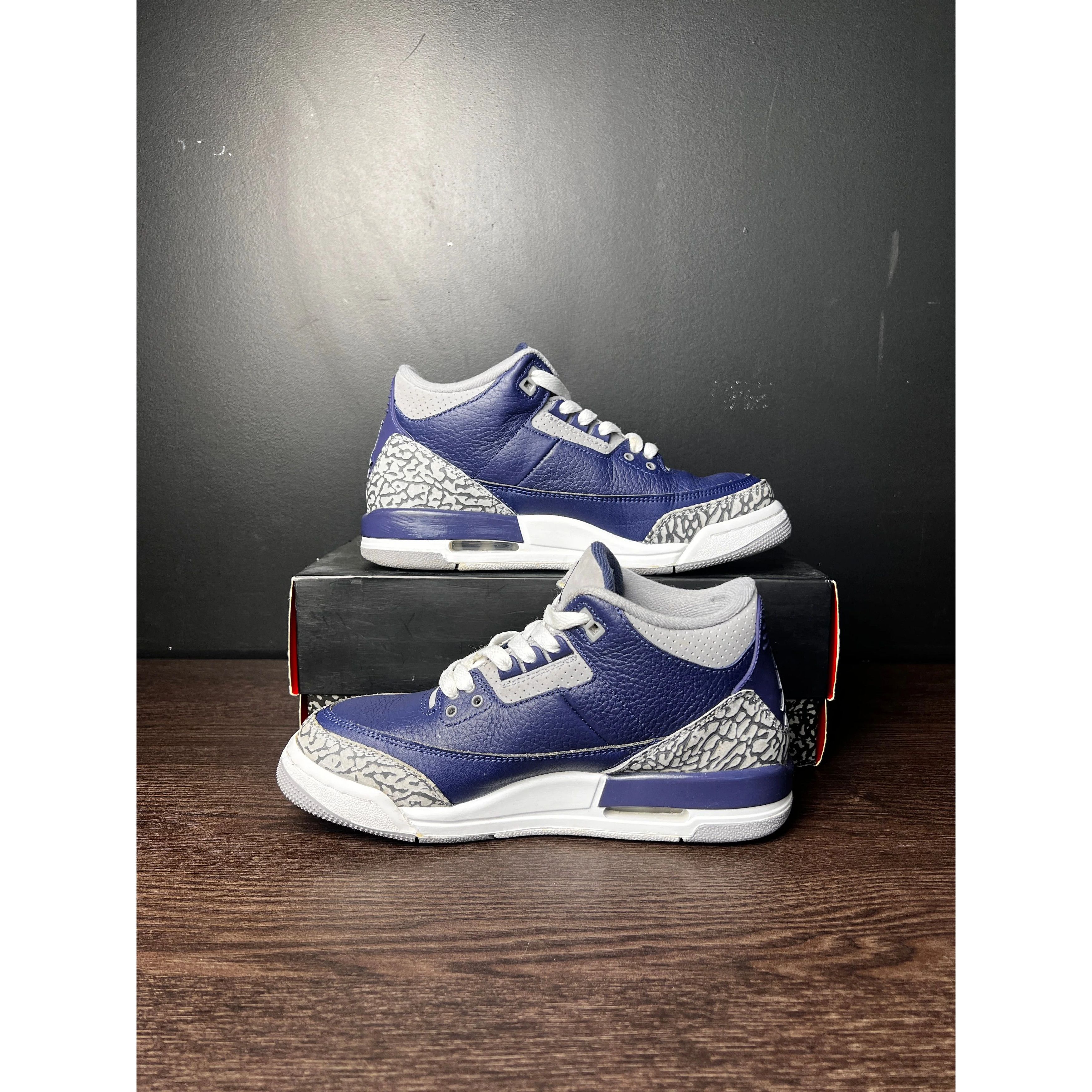 Jordan Brand Air Jordan 3 Retro "Georgetown" (2021) (GS) **PRE-OWNED** Size US 6.5 / EU 39-40 - 2 Thumbnail