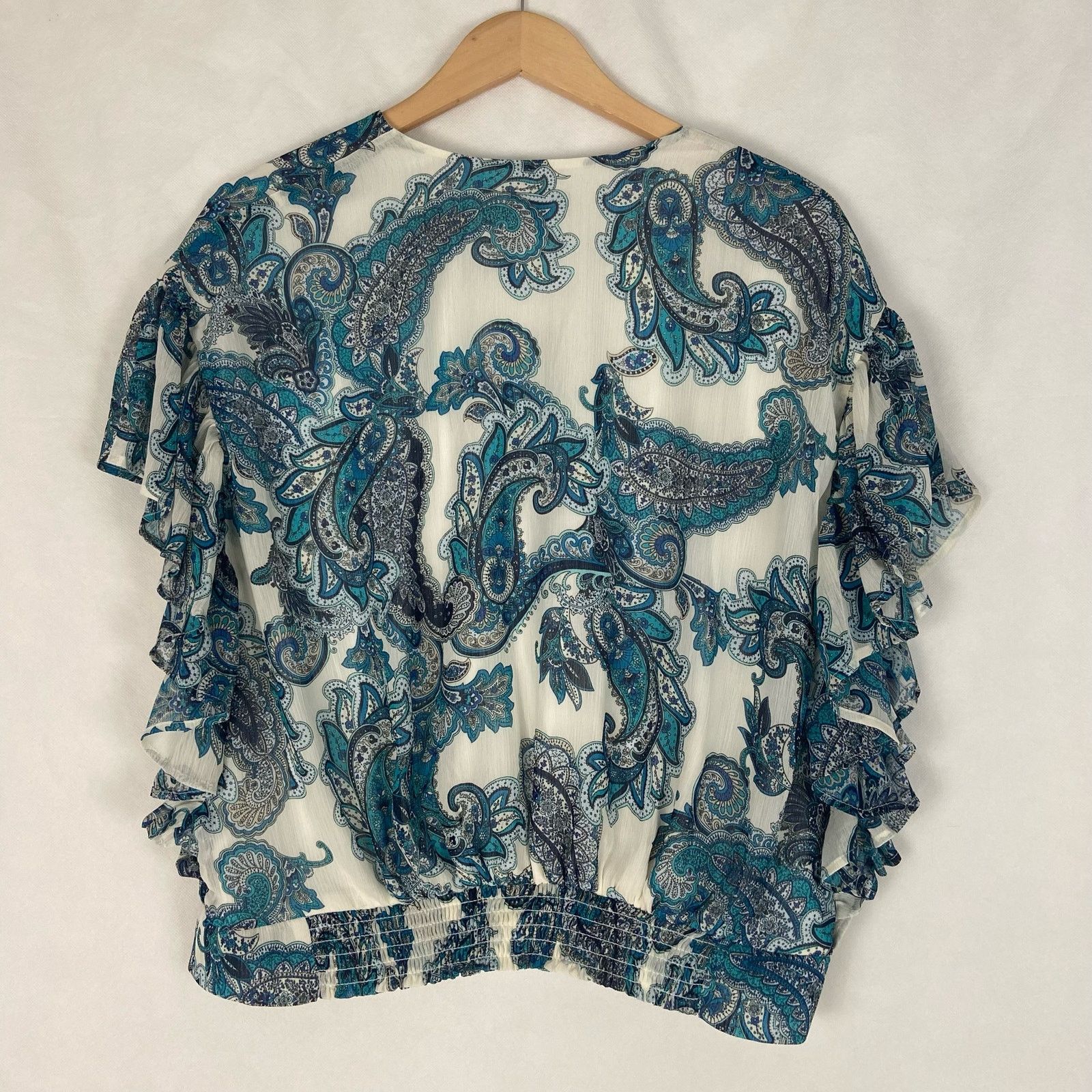 Express NWT Express V Neck Crop Top Size Large Size L / US 10 / IT 46 - 3 Thumbnail