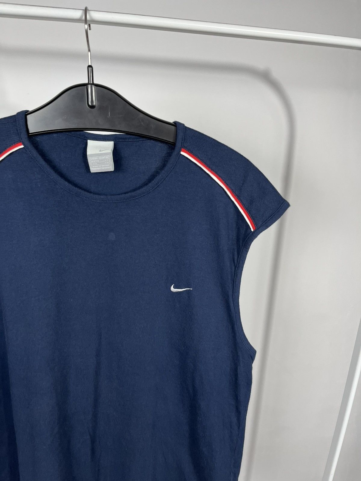 Nike Nike Vintage Sleeveless T Shirt Navy Streetwear Y2K Top XXL Size US XXL / EU 58 / 5 - 3 Thumbnail