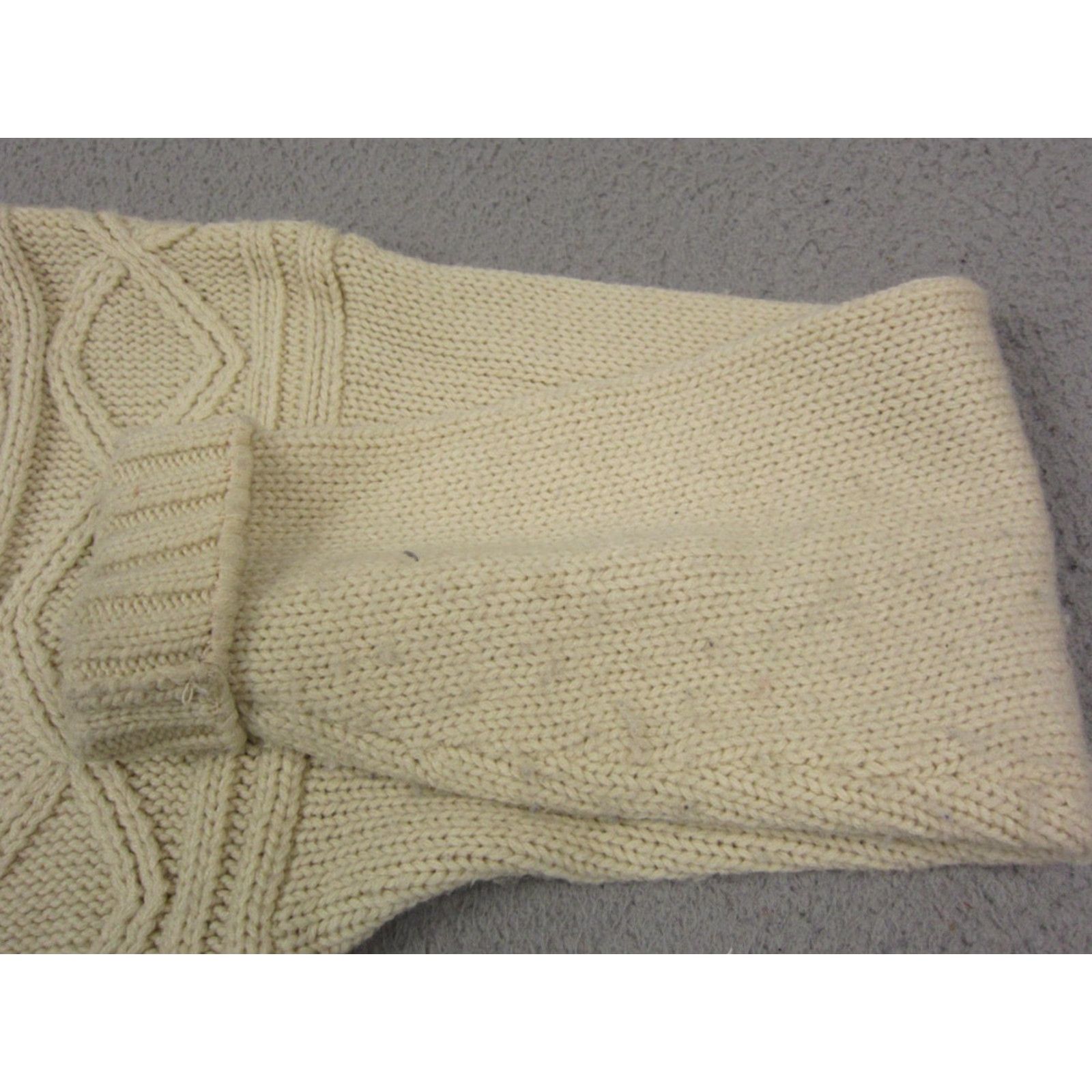 Vintage VINTAGE Oakton Cardigan Shirt Mens Small Beige V-Neck Cable Knit 90s Beige Oakton Limited Cardigan Mens Small Beige V-Neck 90s Shirt Size US S / EU 44-46 / 1 - 5 Thumbnail