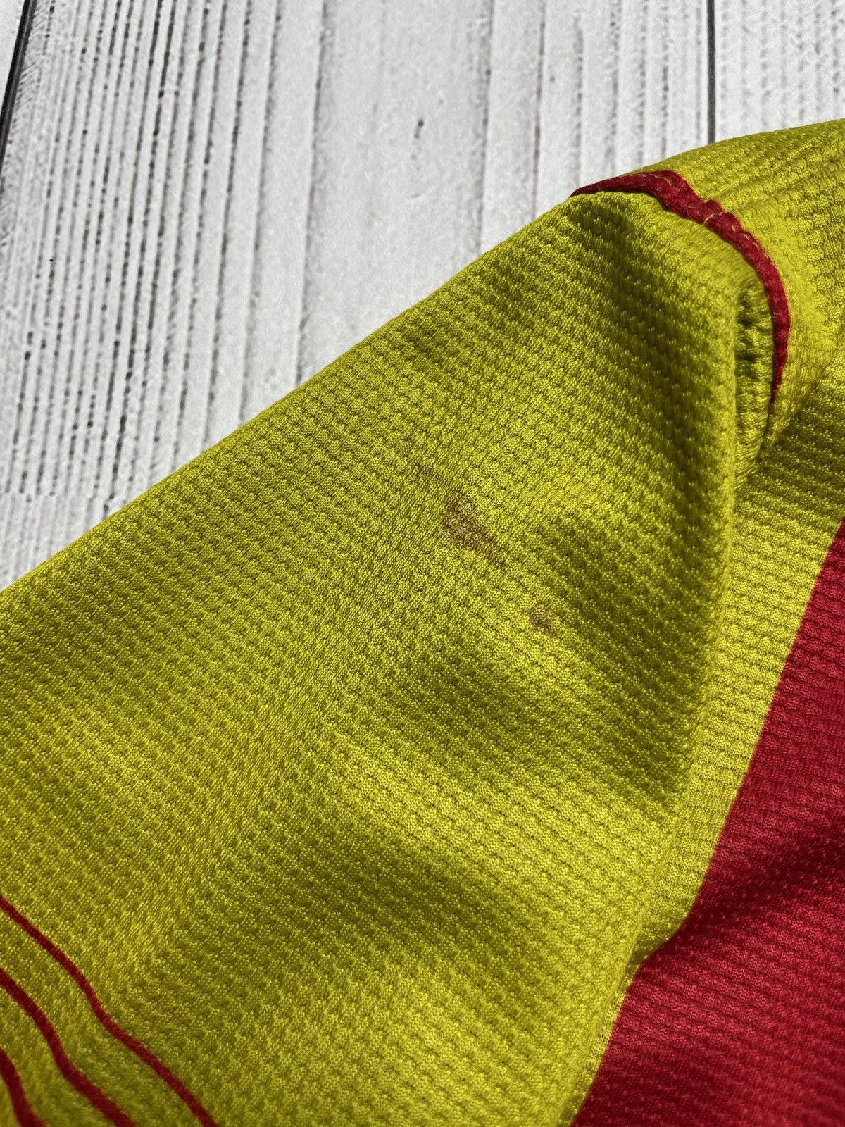 Vintage Vintage Nike Barcelona soccer jersey 11 Neymar rare size M Size US M / EU 48-50 / 2 - 10 Thumbnail
