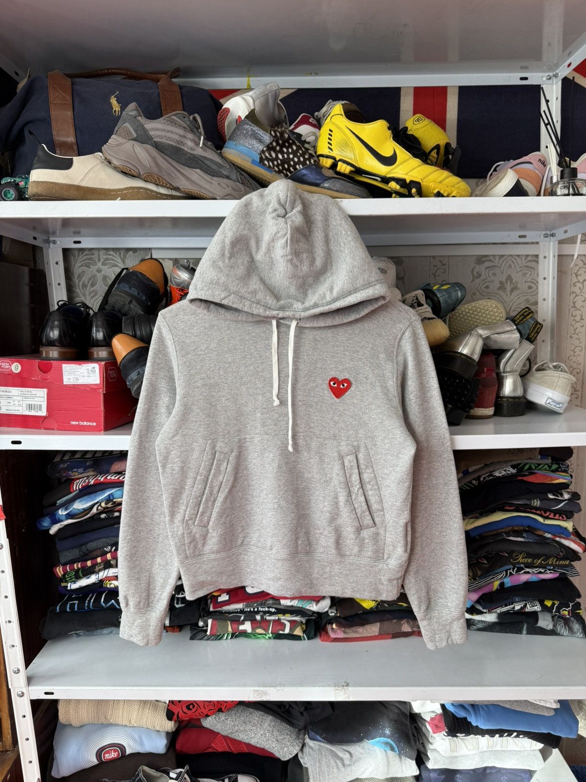 Comme des Garcons PLAY Comme Des Garcons Play CDG Grey Hoodie Sweatshirt Japanese Size M / US 6-8 / IT 42-44 - 1 Thumbnail