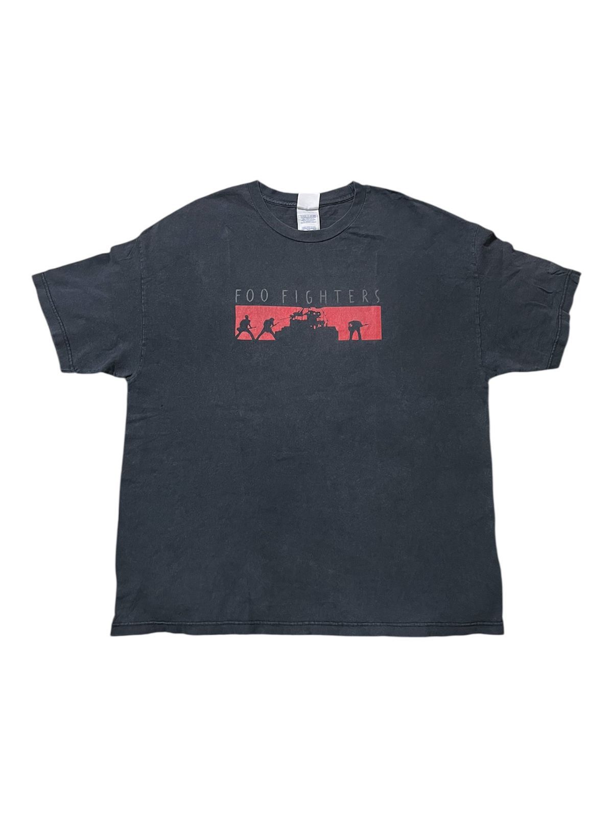 Band Tees Vintage Foo Fighters One By One Tour 2003 Size US XXL / EU 58 / 5 - 1 Thumbnail