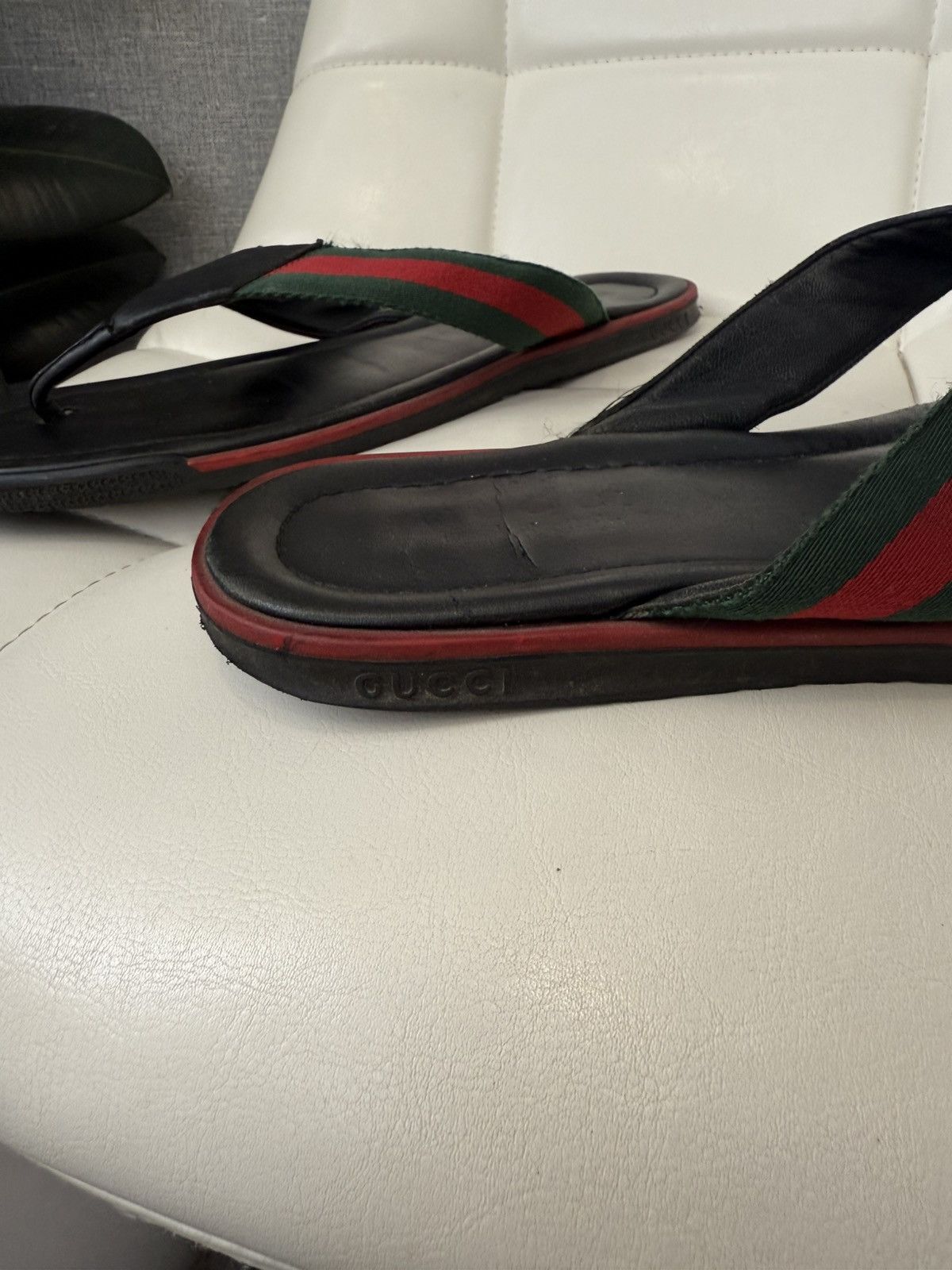 Gucci Gucci Black Leather Flip Flops Sandals GG Web Stripe Slides Size US 11 / EU 44 - 13 Thumbnail