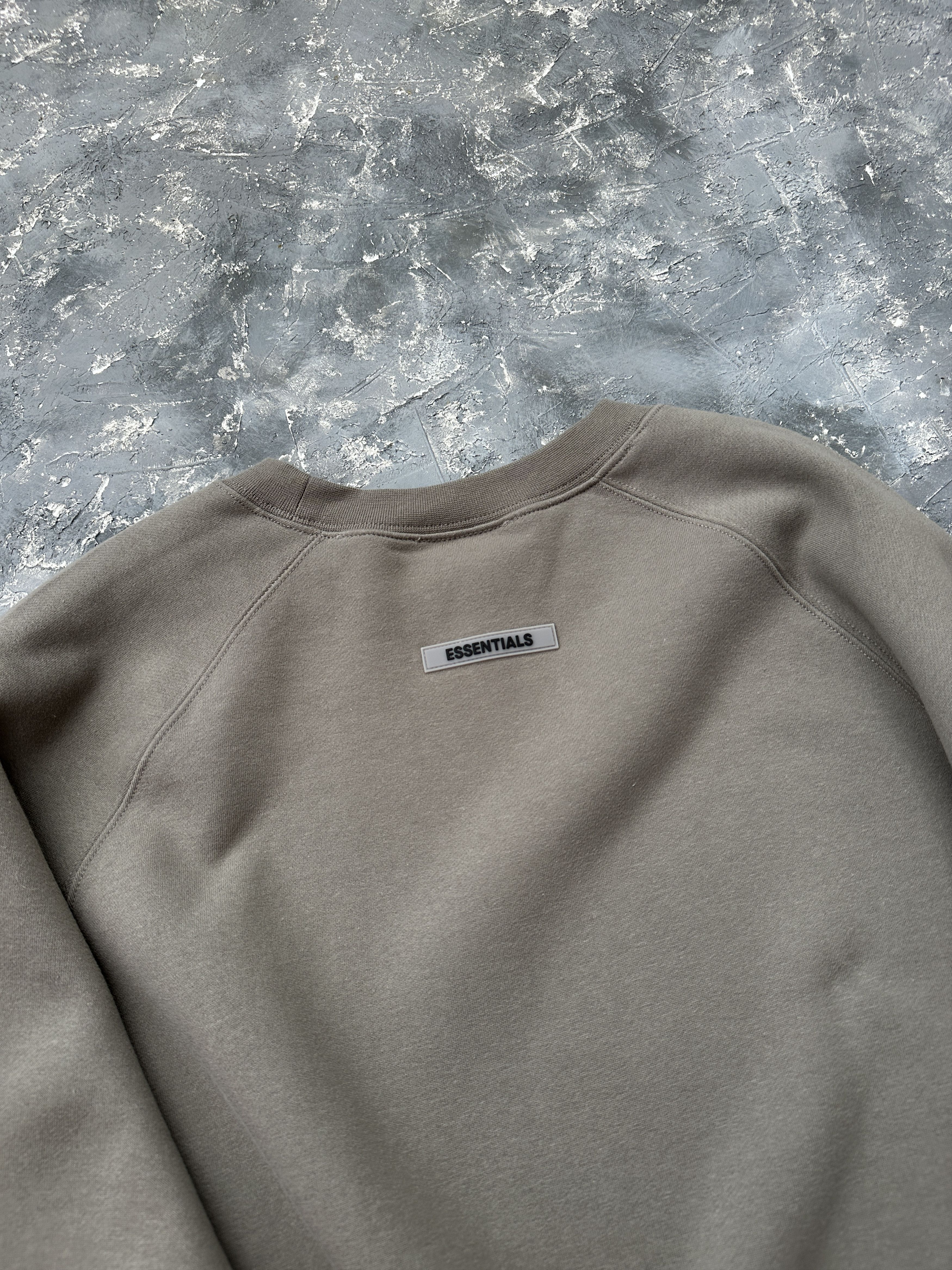 Essentials essentials fear of god fog sweatshirt Size US L / EU 52-54 / 3 - 4 Thumbnail