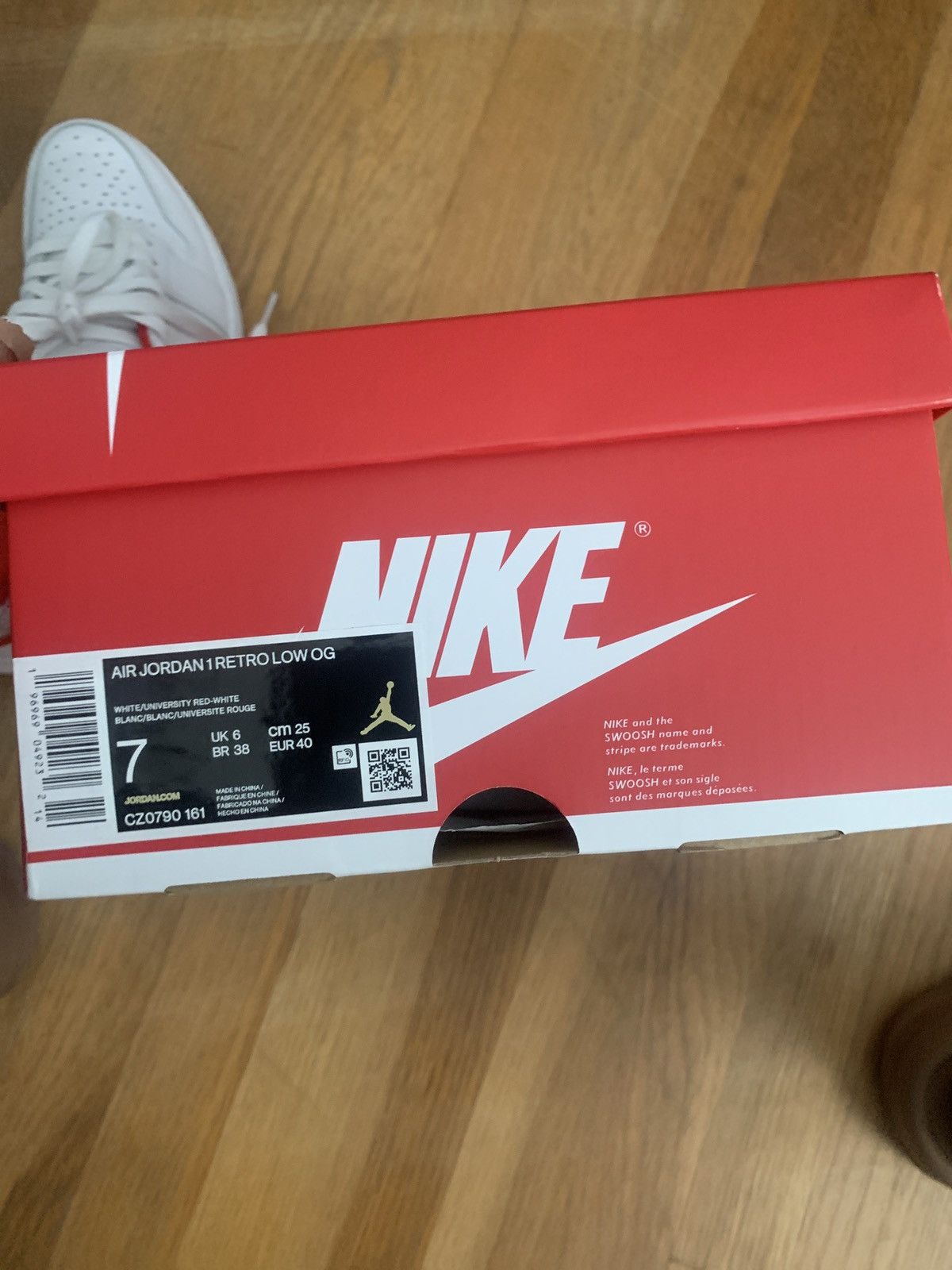 Nike jordan 1 retro og low Size US 7 / EU 40 - 9 Thumbnail