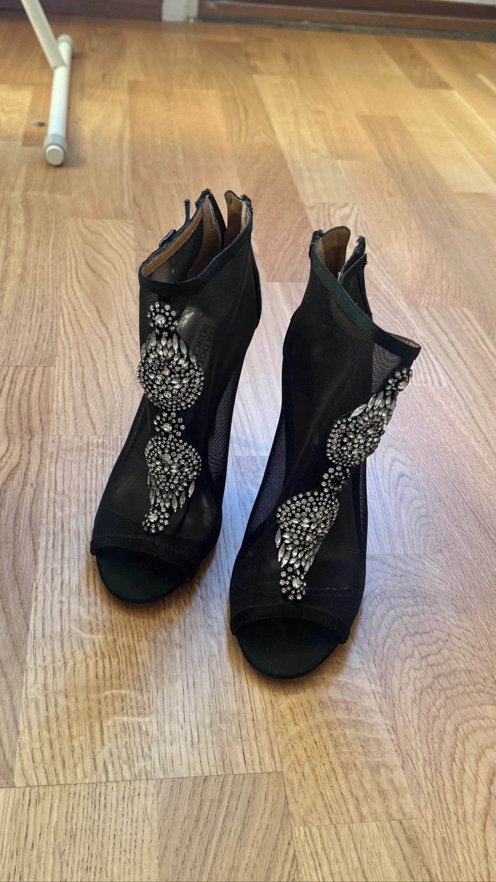 Badgley Mischka Badgley mischka Heels Size US 7 / IT 37 - 1 Thumbnail
