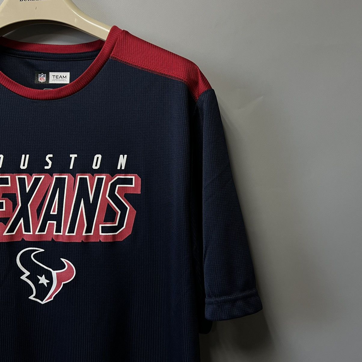NFL NFL Houston Texans Football T-Shirt Jersey Men’s size L Size US L / EU 52-54 / 3 - 5 Thumbnail