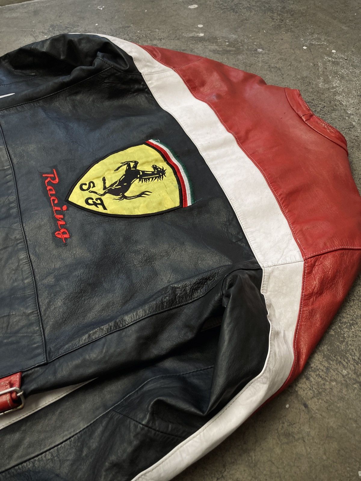 Ferrari × Formula 1 Vintage 90s Ferrari x Fórmula 1 Racing Jacket Size US L / EU 52-54 / 3 - 14 Thumbnail