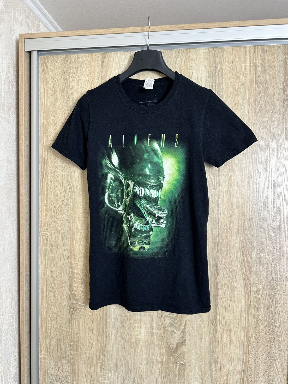 🔥 Aliens Vintage Movie Tee Horror T Shirt Big Art