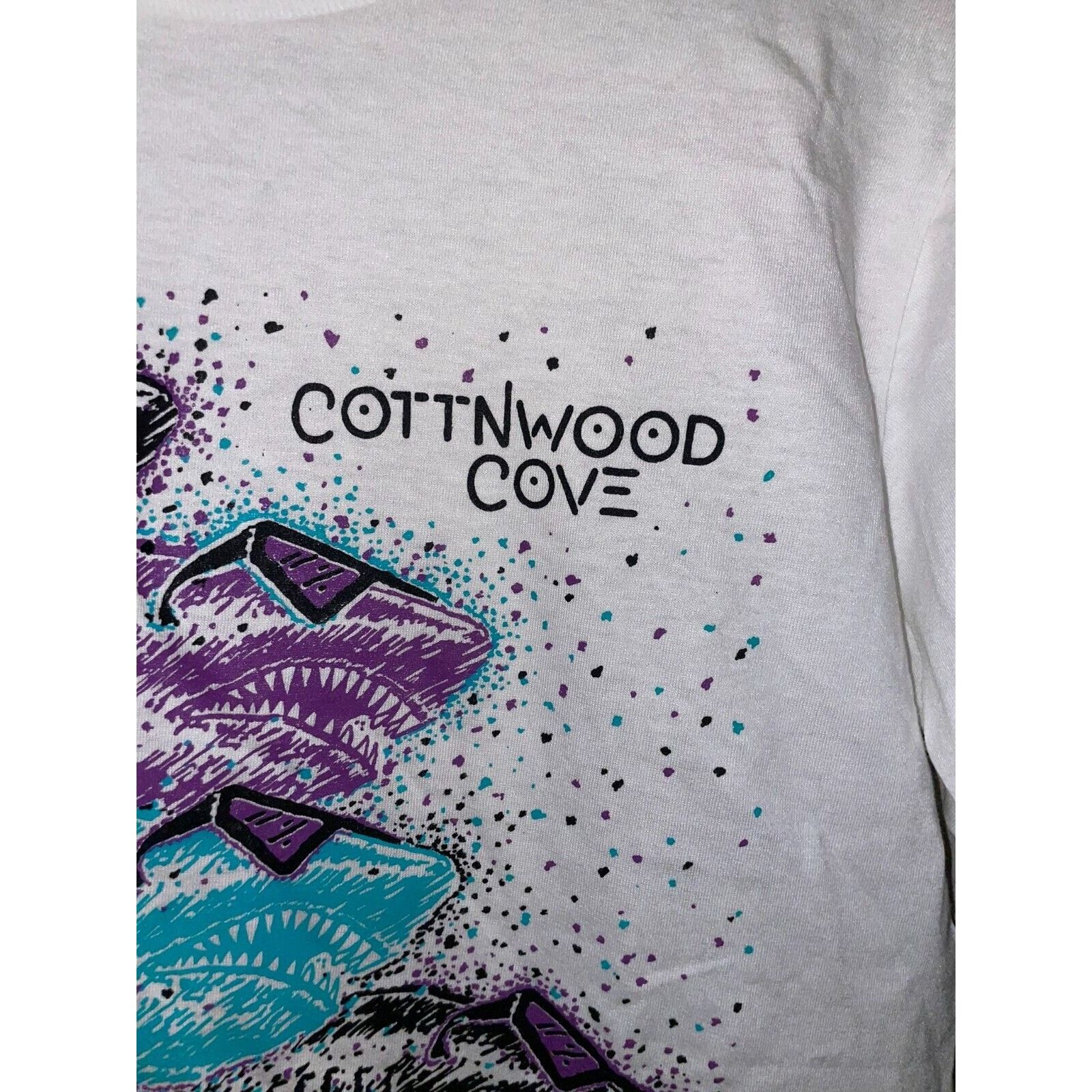 Jerzees Vintage Shark Shirt Cottonwood Cove Sharks White Tee 90s M Size US M / EU 48-50 / 2 - 2 Thumbnail