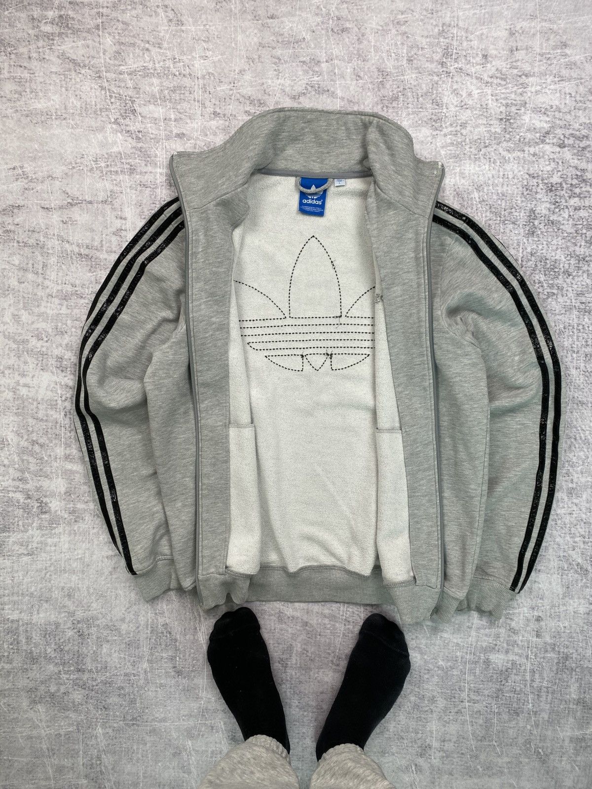Adidas × Vintage Vintage gray Adidas logo three stripes zip sweatshirt Size US L / EU 52-54 / 3 - 7 Thumbnail