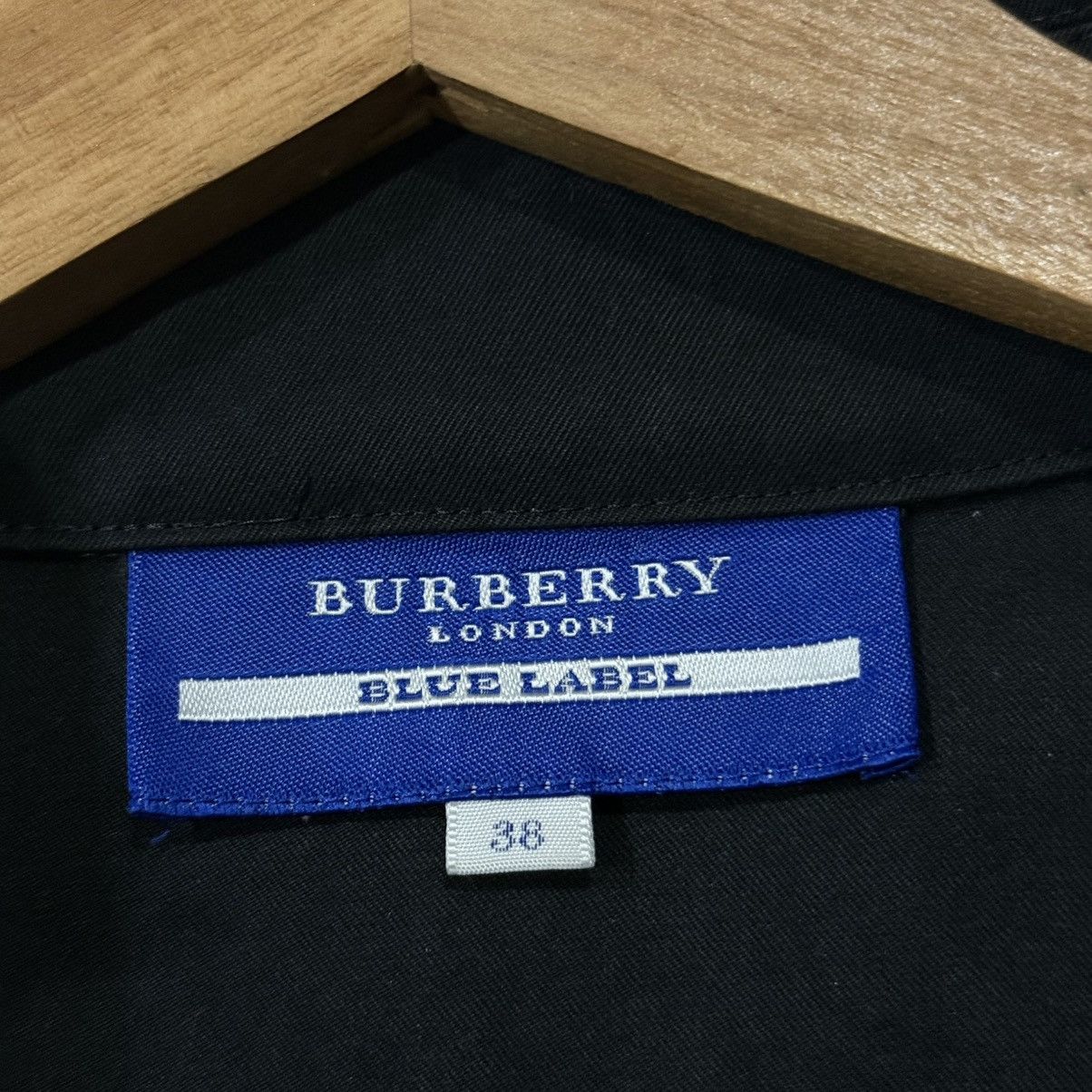 Burberry ‼️RARE‼️Vintage Burberry London Blue Label Buttons Jacket Size S / US 4 / IT 40 - 19 Thumbnail