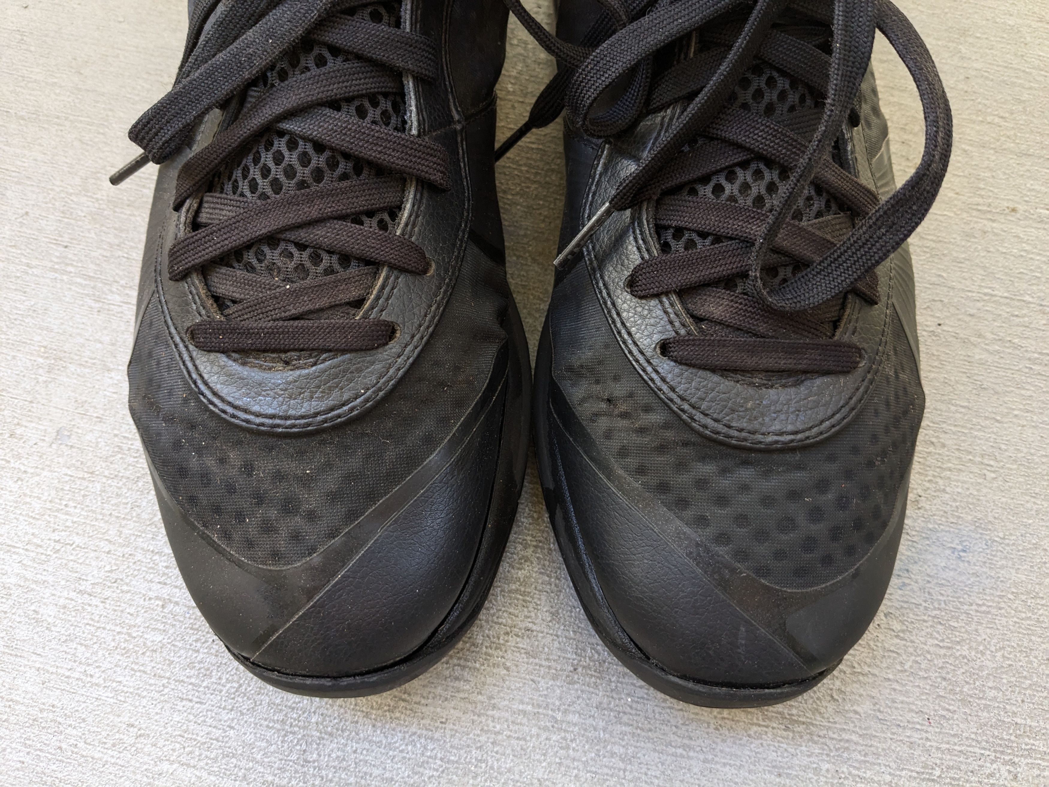 Nike Nike Lebron 8 V/2 Low Triple Black Size 12 456849-001 Size US 12 / EU 45 - 3 Thumbnail