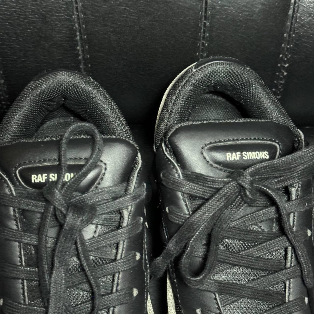 Adidas × Raf Simons 5,5us Adidas Raf Simons Ozweego sneakers white black Size US 5.5 / EU 38 - 8 Thumbnail