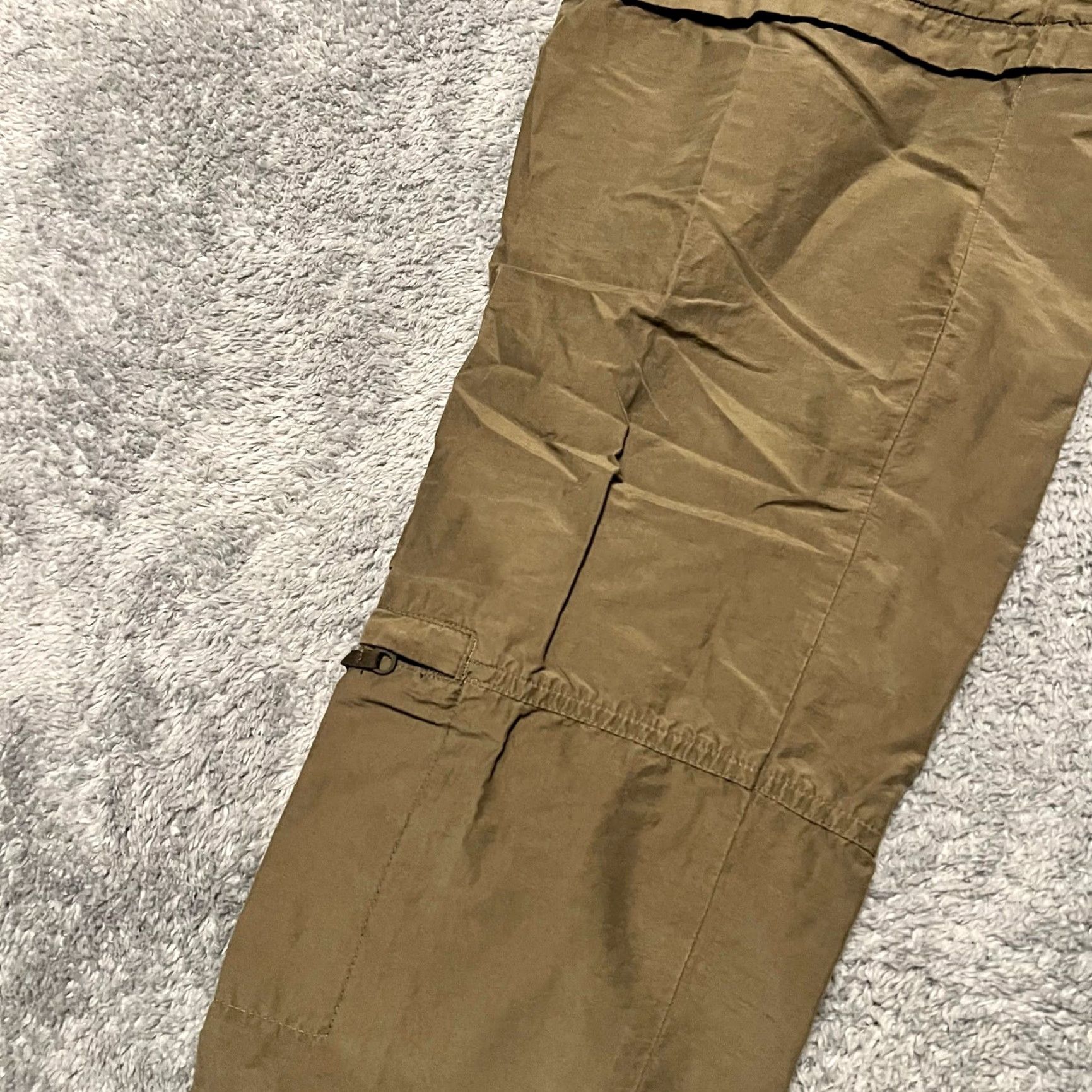 Vintage Columbia Pants Womens 6 Short Zip Off Convertible Cargo Hiking Brown Green Shorts Womens 6 Brown Green Zip Off Convertible Shorts Hiking Size 28" / US 6 / IT 42 - 2 Thumbnail