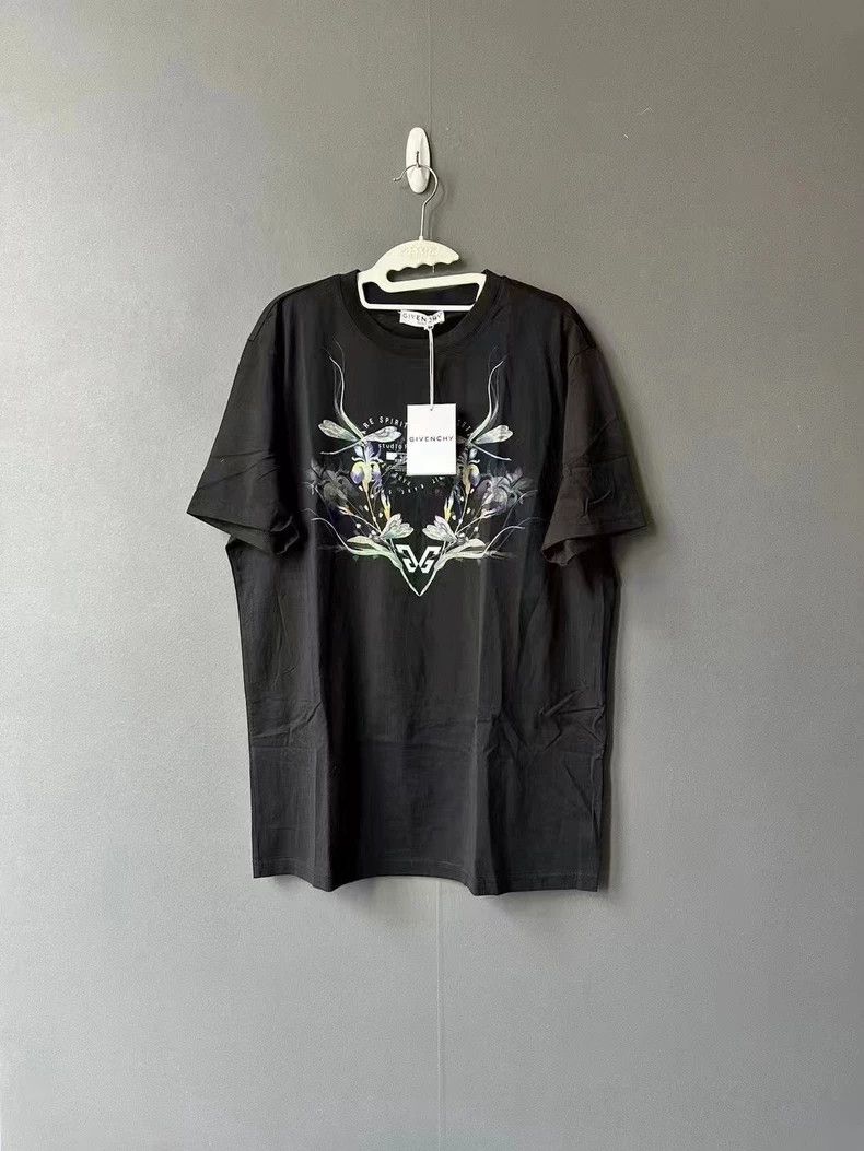 Givenchy Givenchy Short Sleeve Size US M / EU 48-50 / 2 - 1 Thumbnail