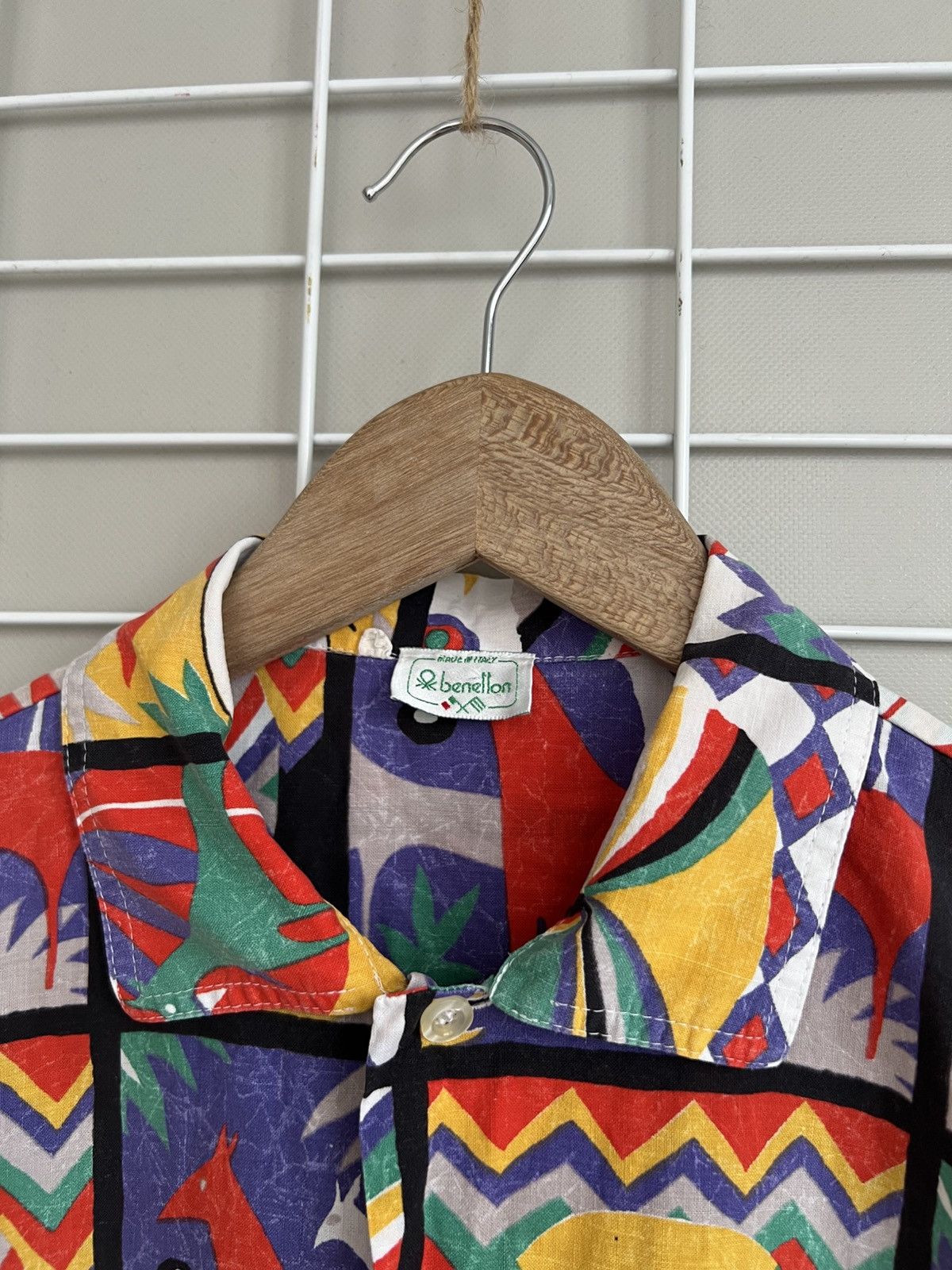 United Colors Of Benetton United Colors of Benetton Hawaiian Button Shirt Men Size M/L Size US M / EU 48-50 / 2 - 9 Thumbnail